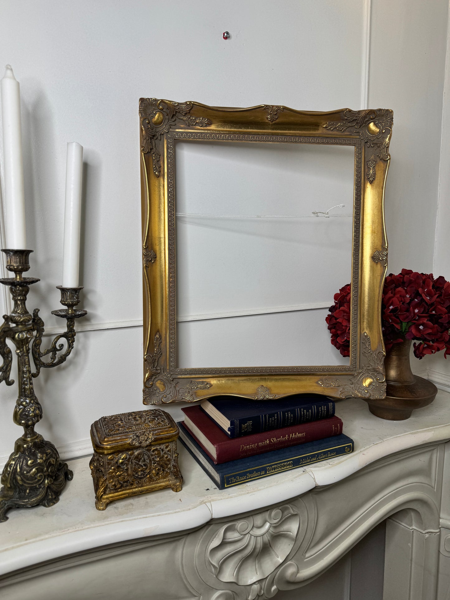 Vintage Ornate Thick Sorélle Frame Medium