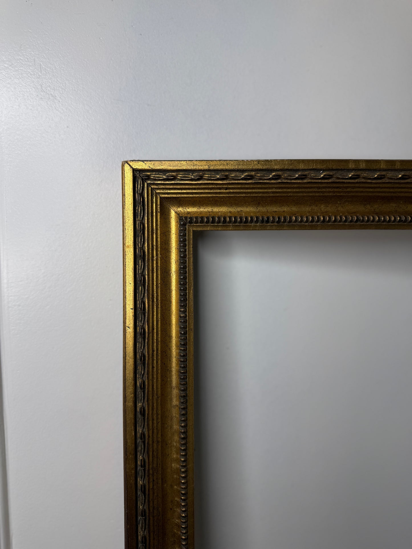 Antique Gold Gilt Ornate Frame - Althemere Style