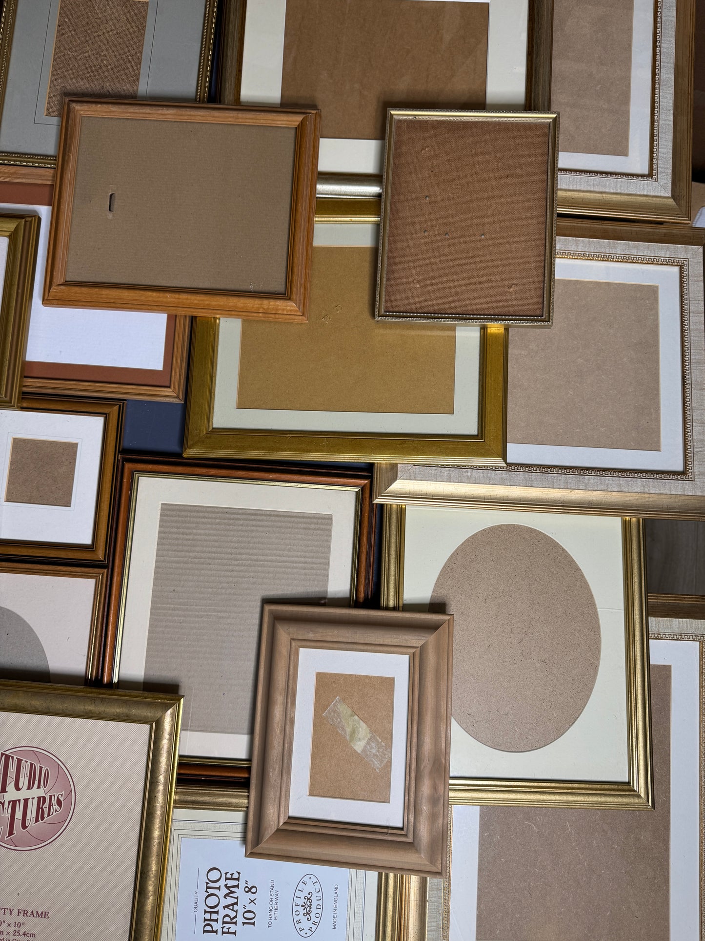 Job Lot of 33 Vintage Frames | Mixed Wooden & Gold Frames -Perfect to cover a Large Wall or Staircase Gallery Wall