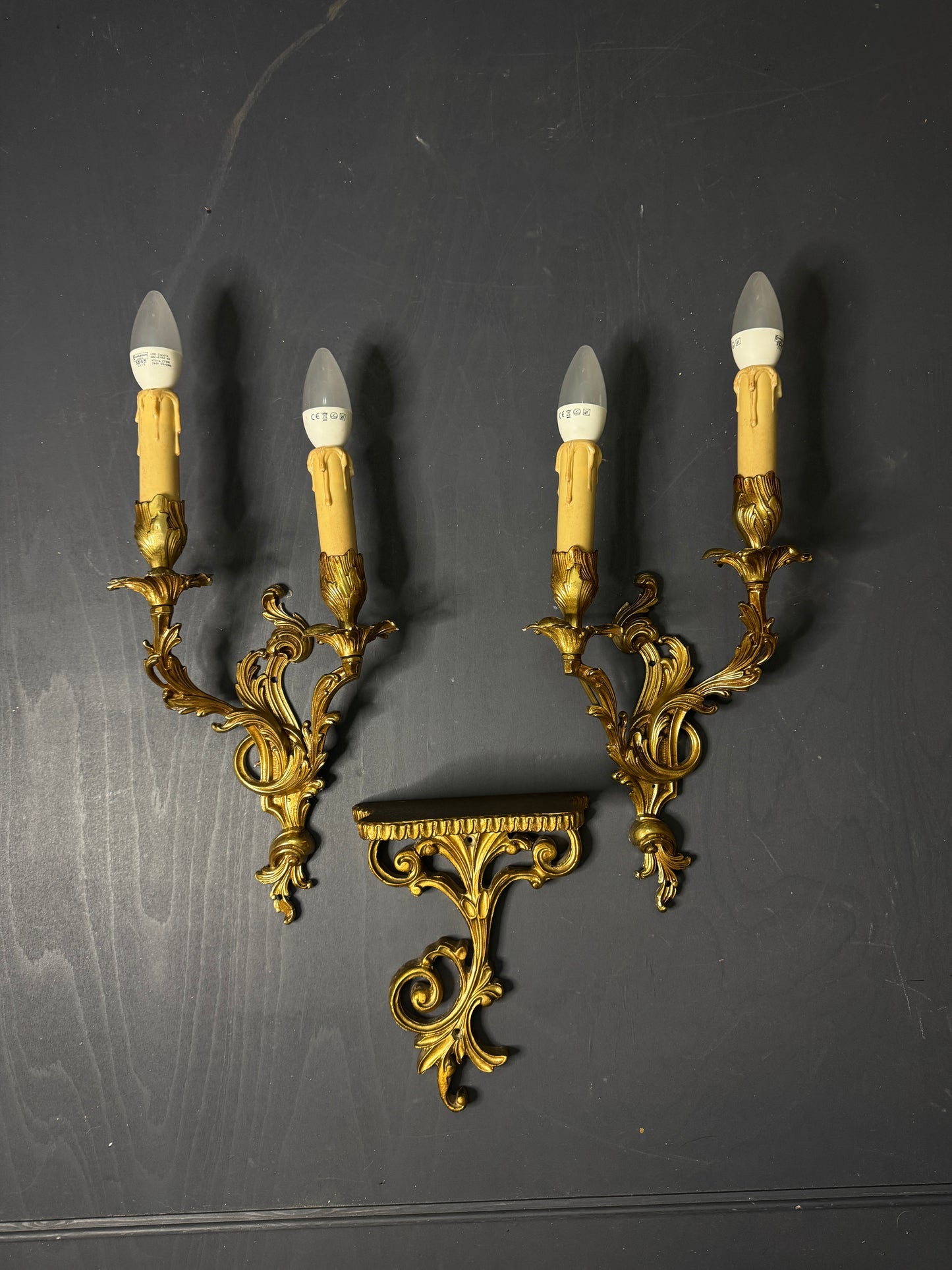 French Leaf Gilded Antique Wall Lights & Wall Scone