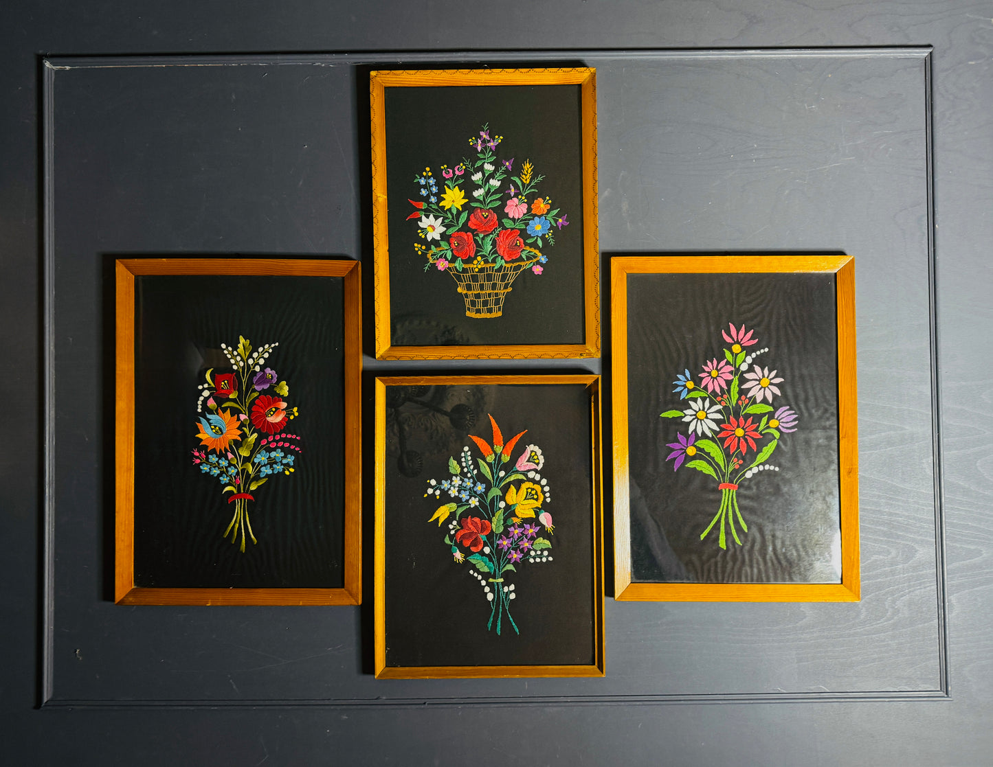 Rare 1950s Hungarian Kalocsa Matyó Embroidery – Vintage Heirloom Wall Hanging Set