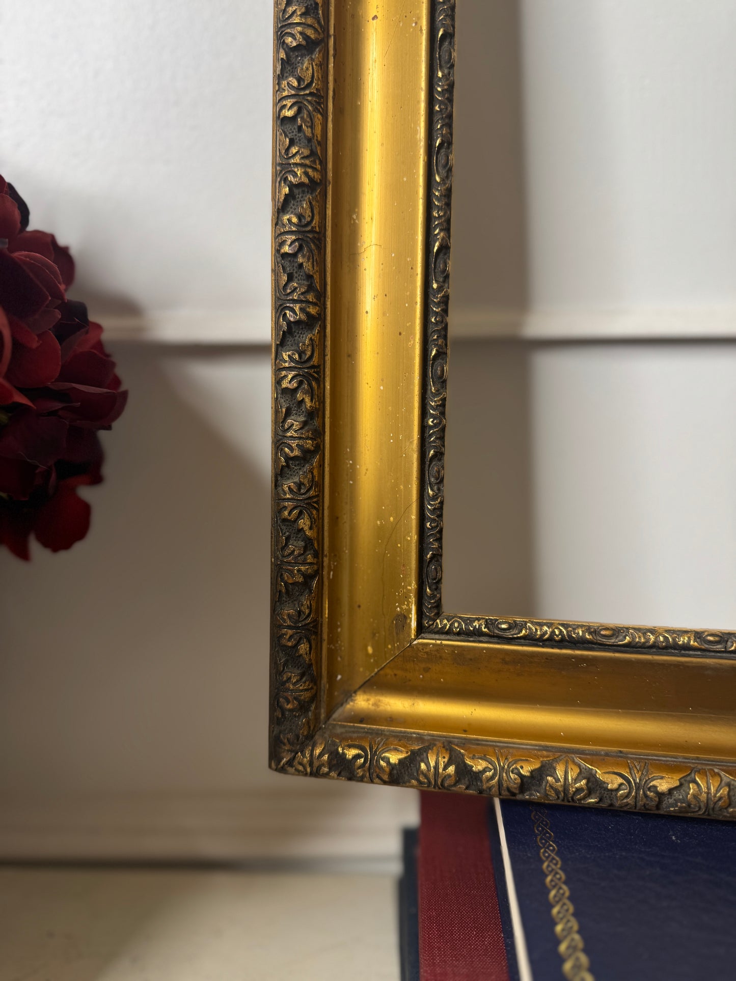 Golden Grandeur – Hungarian Ornate Frame from Budapest