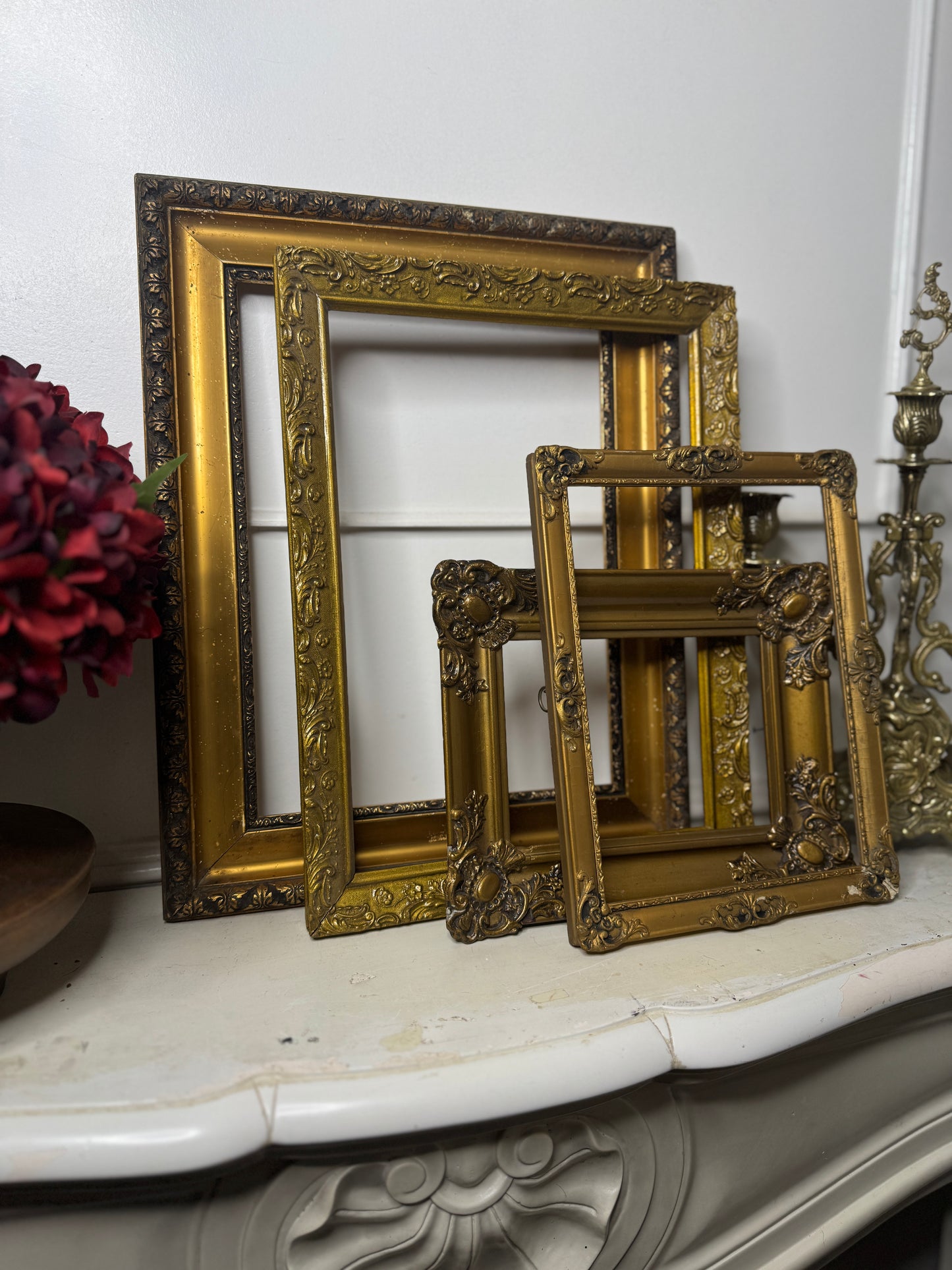 Golden Grandeur – Hungarian Ornate Small Frame from Budapest