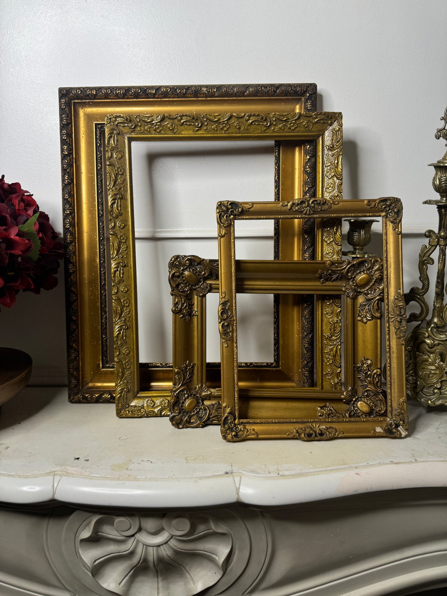 Grand Hungarian Heritage Art Ensemble – Vintage Oil Painting with Ornate Gold Frames