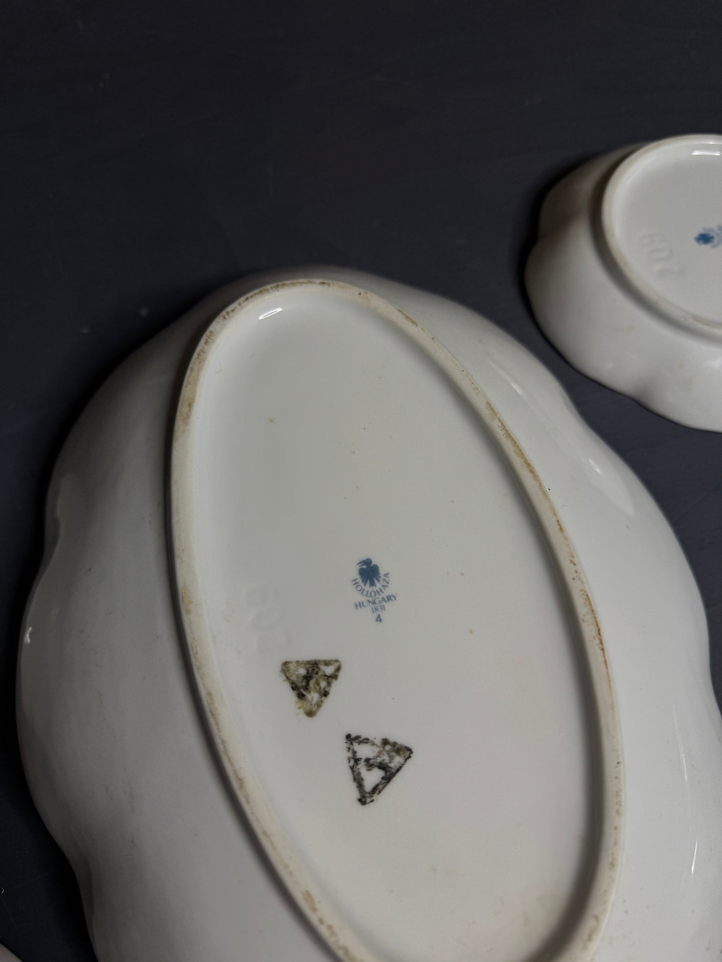Exquisite Hungarian Hollóháza Fine Ceramic Wall Display – Gilded Pannonia Collection