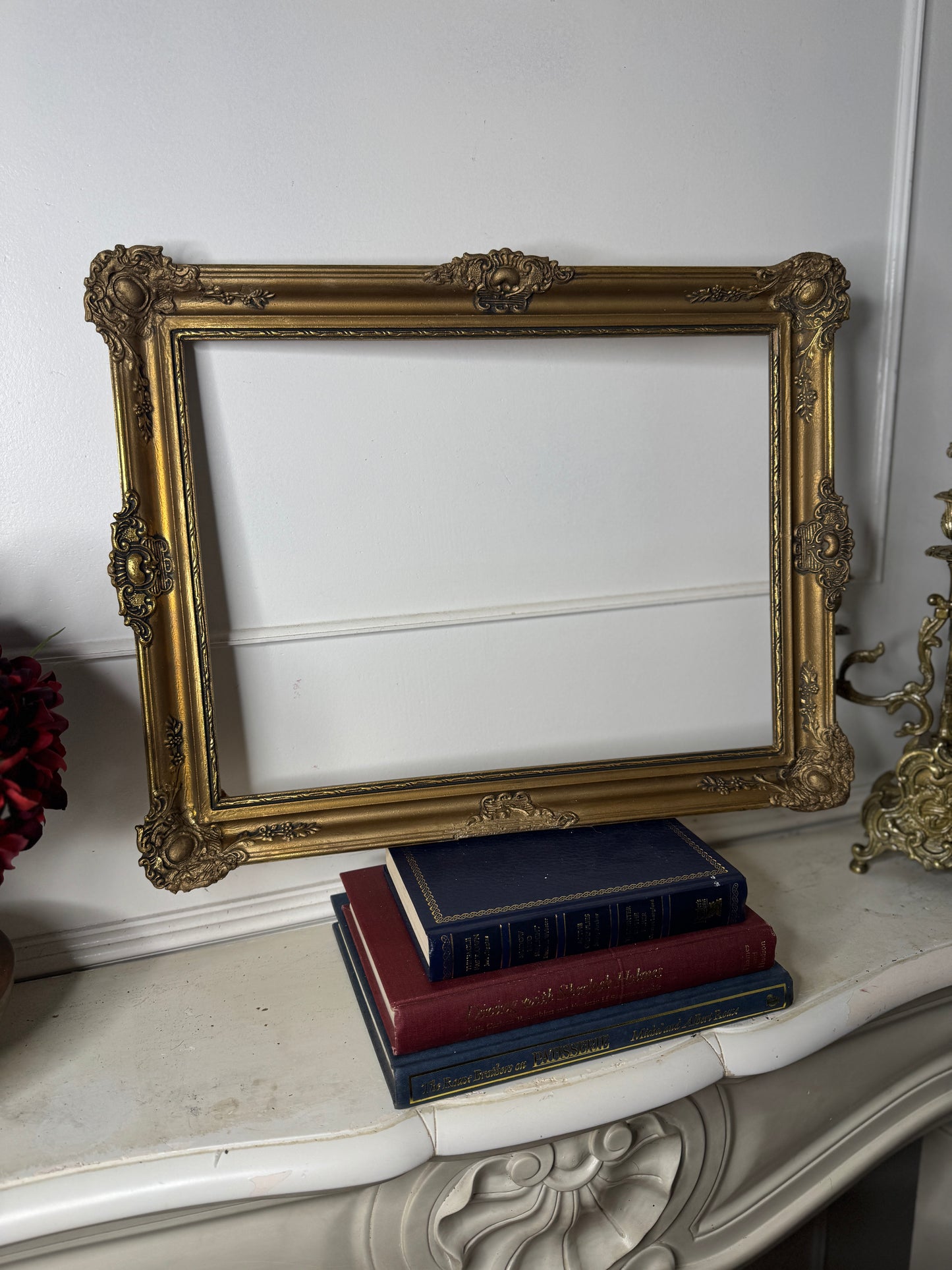 European Grandeur – Hungarian Vintage Gold Gilt Chippendale Frame