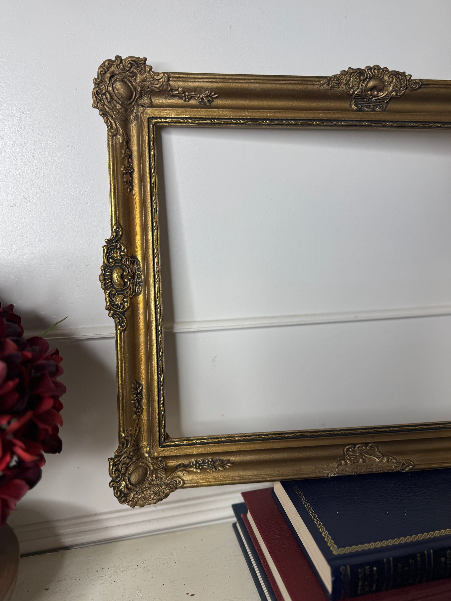 European Grandeur – Hungarian Vintage Gold Gilt Chippendale Frame