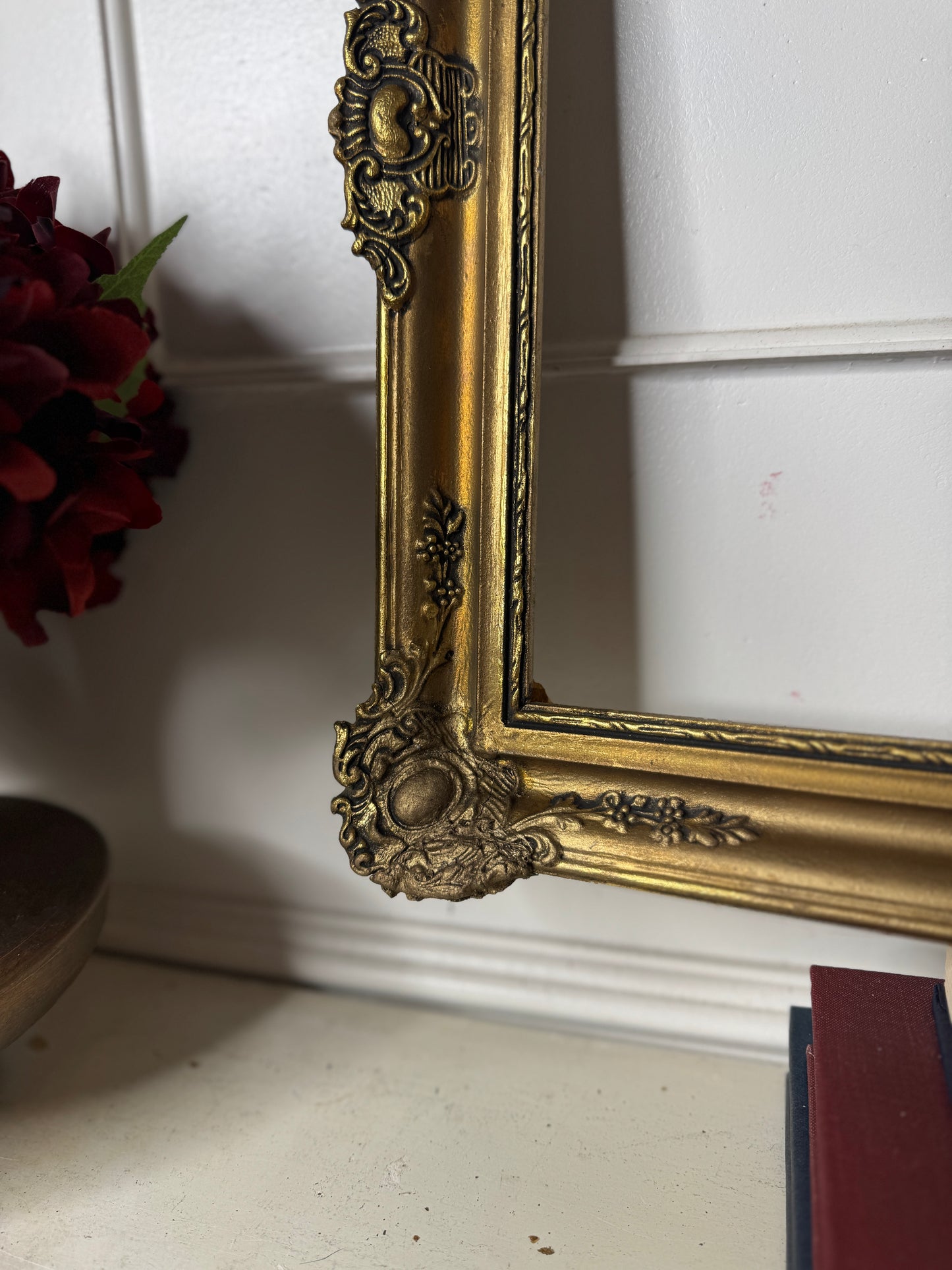 European Grandeur – Hungarian Vintage Gold Gilt Chippendale Frame