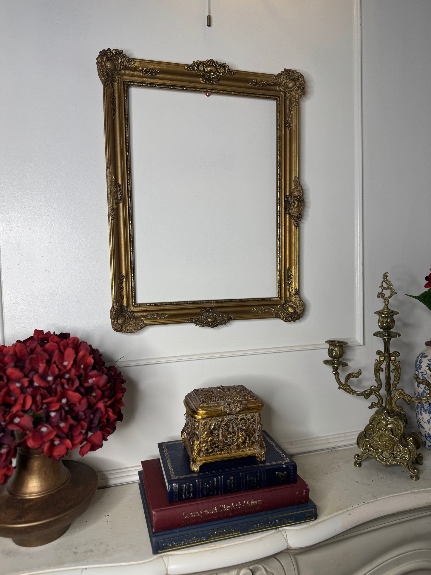European Grandeur – Hungarian Vintage Gold Gilt Chippendale Frame