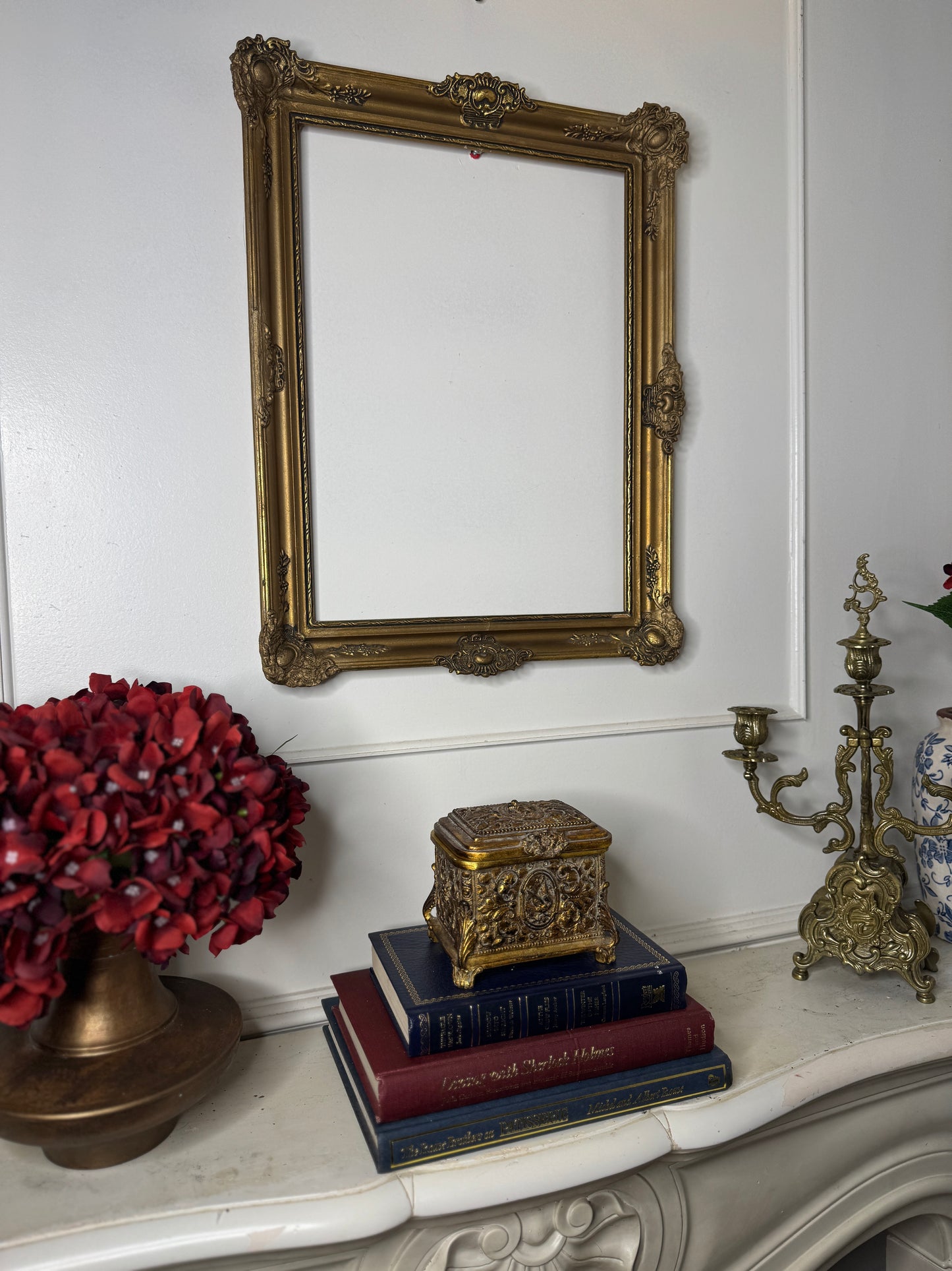 European Grandeur – Hungarian Vintage Gold Gilt Chippendale Frame