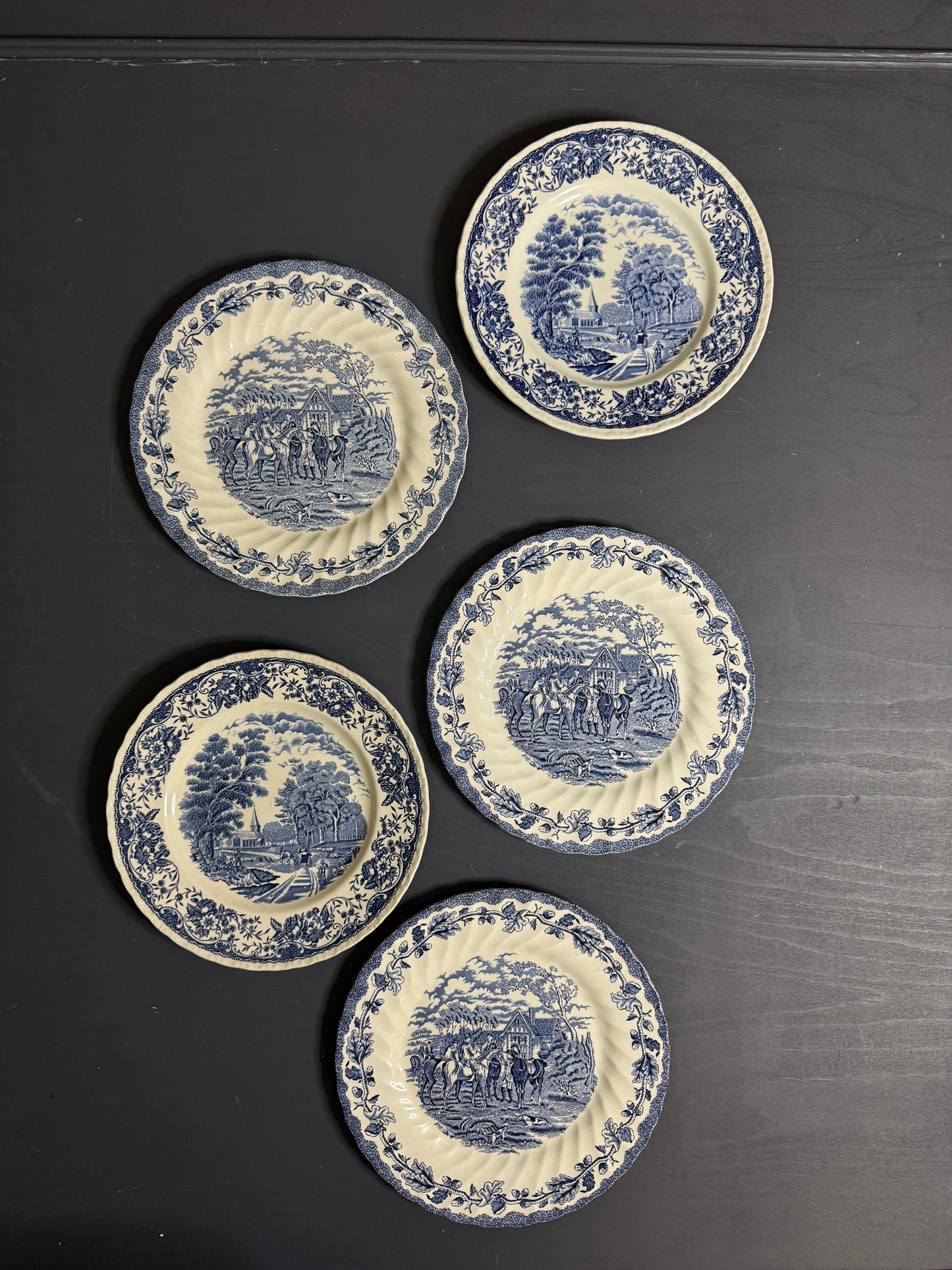 Vintage Kitchen Wall Plates : Blue & White - Willow Style English Plates