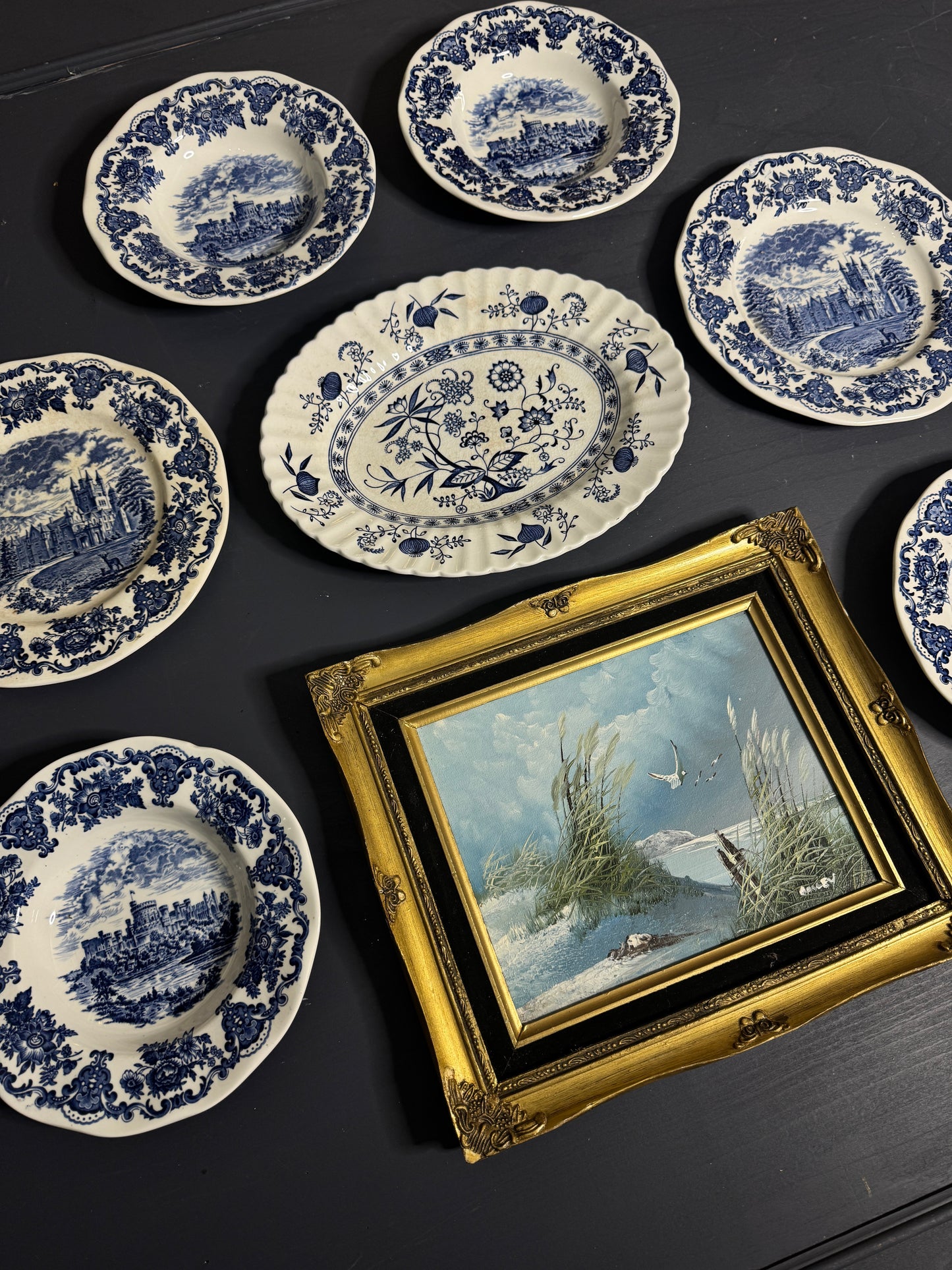 Grand Heritage Wall Set – Blue & White English Plates with Ornate Framed Painting