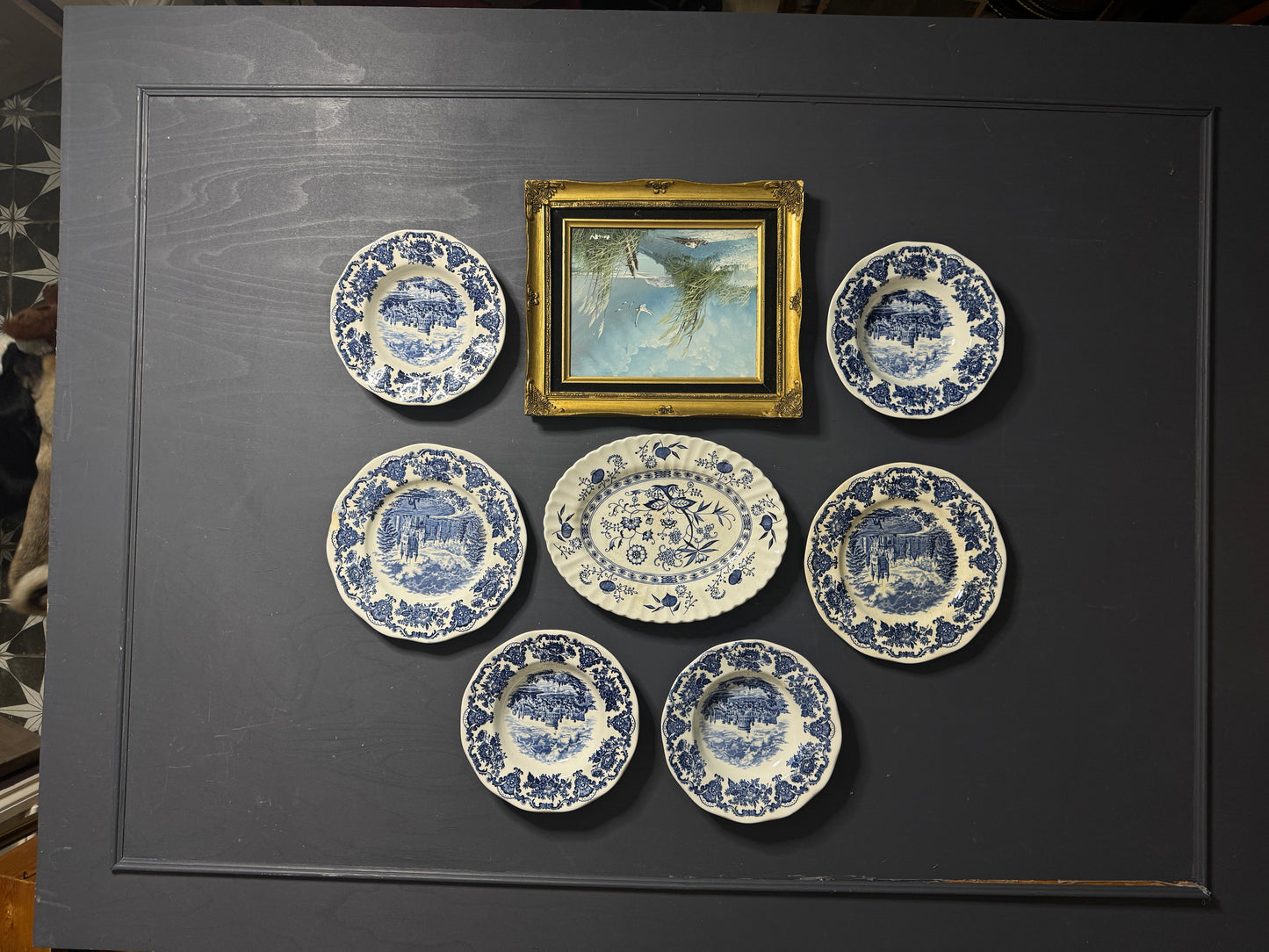 Grand Heritage Wall Set – Blue & White English Plates with Ornate Framed Painting