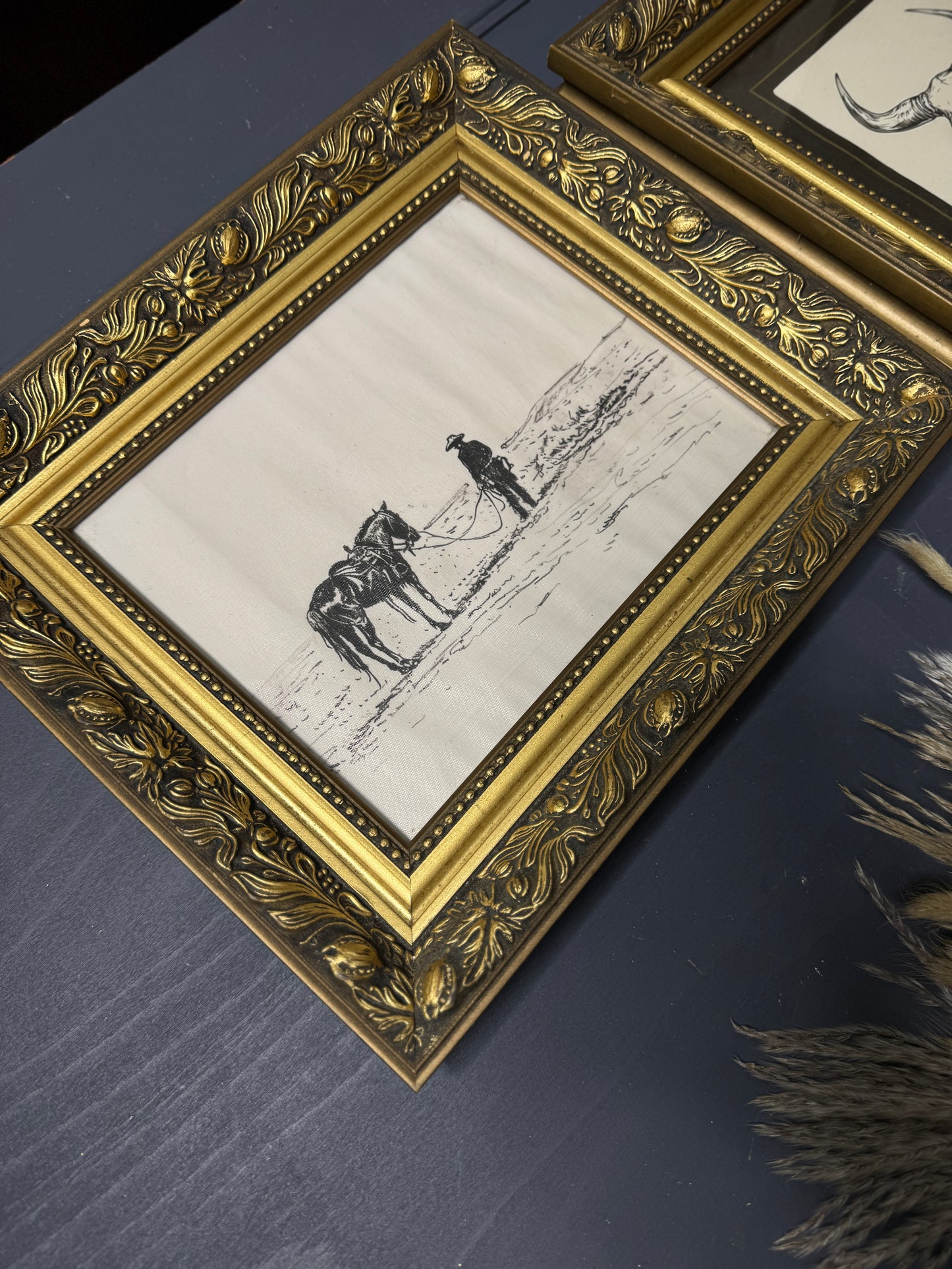 Rustic Western Elegance – Texas Themed Prints in Ornate Gold & Wooden Frames with Dried Flower Boot Decor