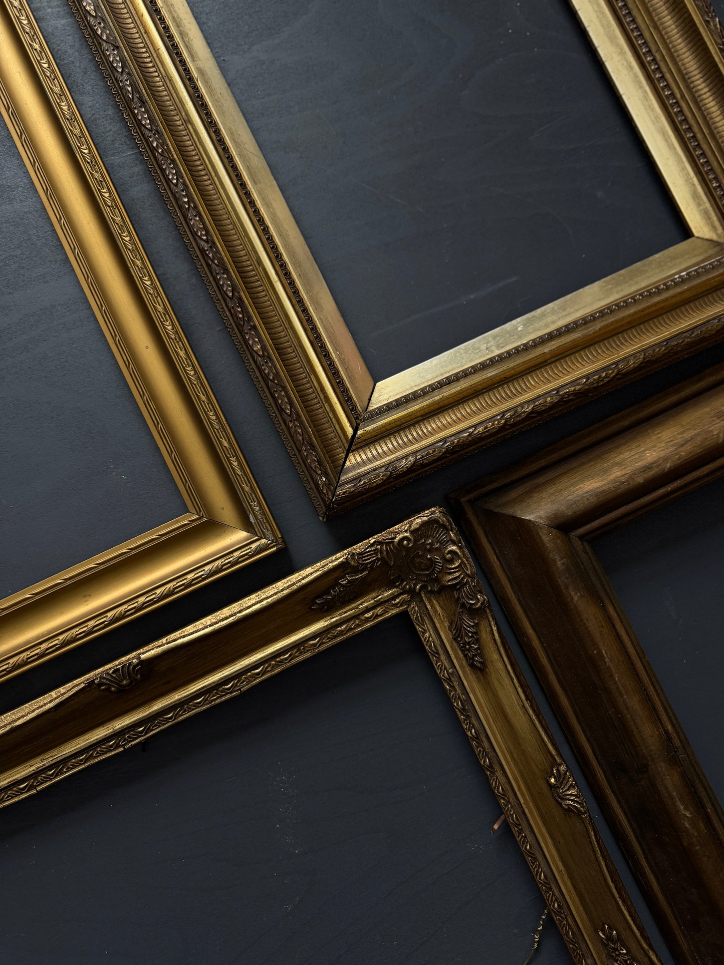 The Vintage Frame Drop