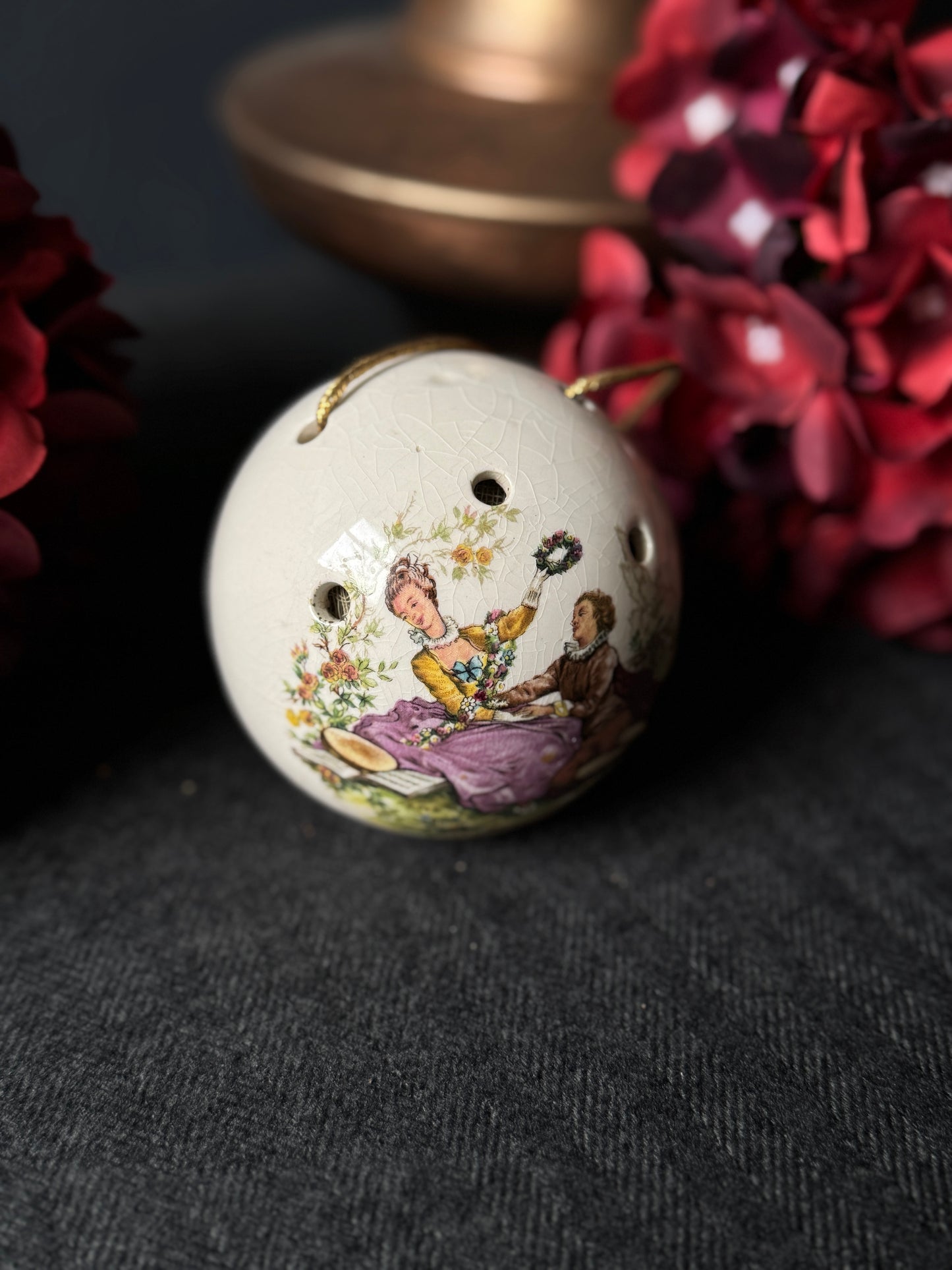 Vintage Ceramic Pomanders A Timeless Touch of Fragrance & Charm