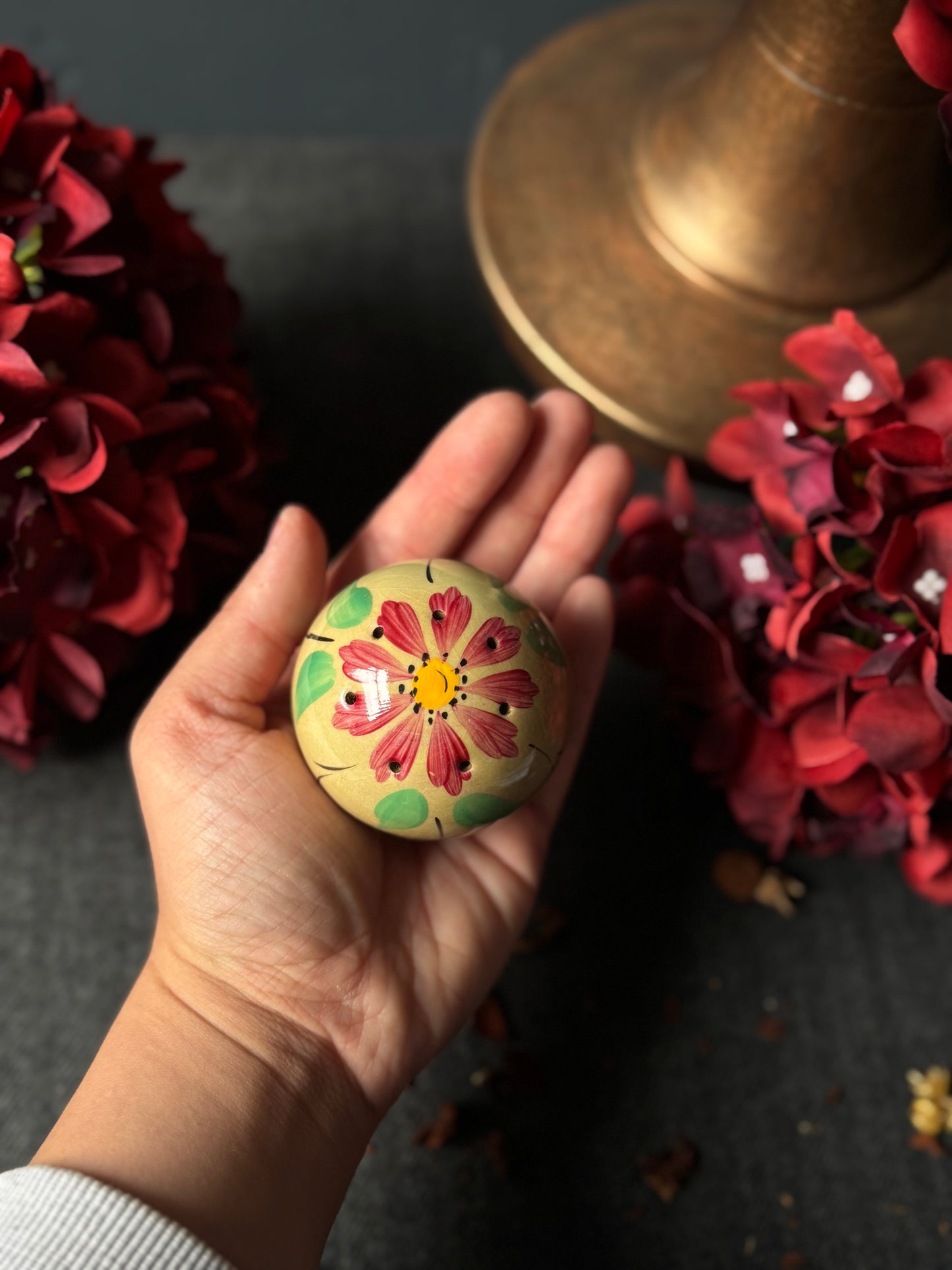 Vintage Ceramic Pomanders A Timeless Touch of Fragrance & Charm