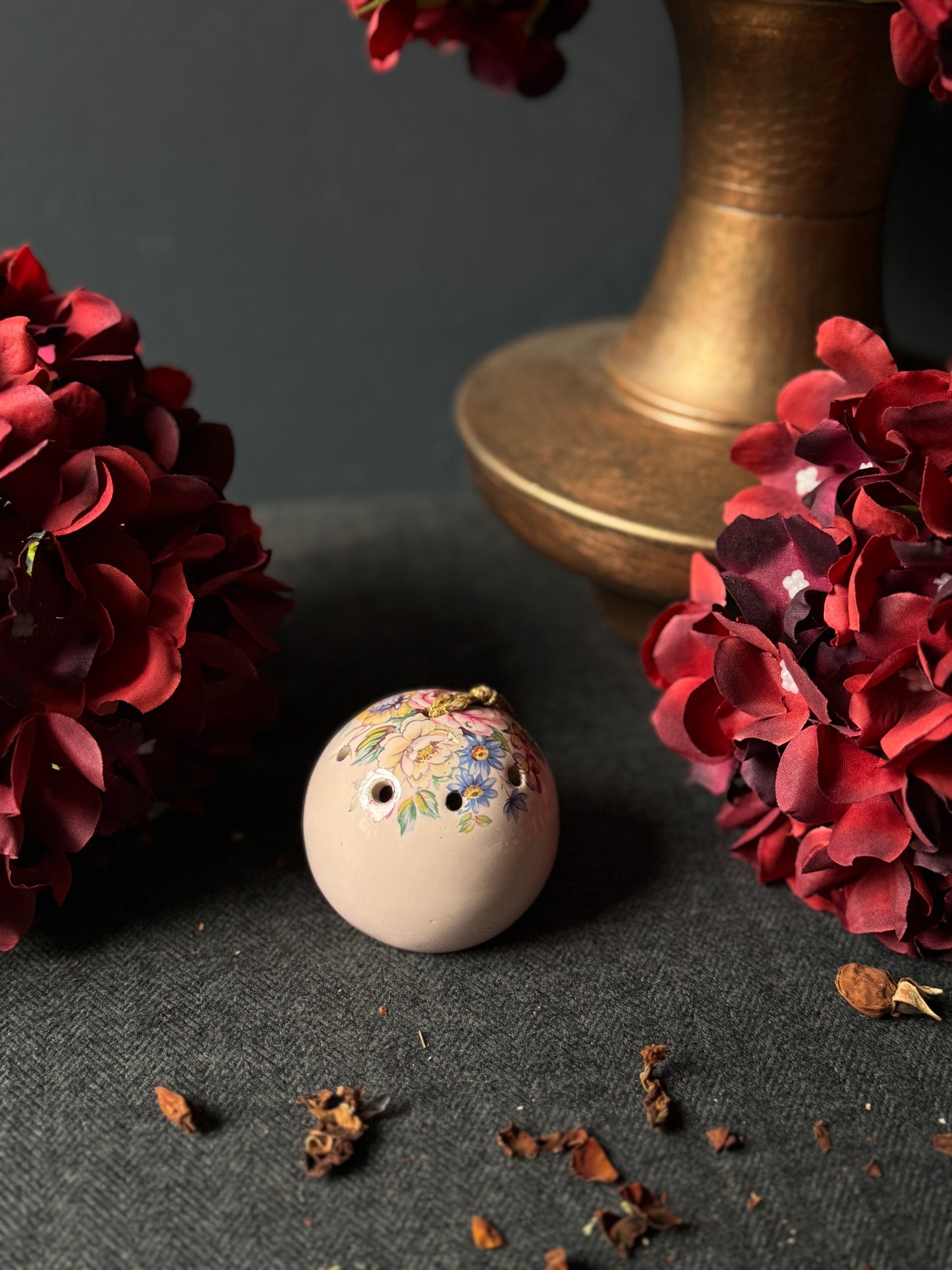 Vintage Ceramic Pomanders A Timeless Touch of Fragrance & Charm