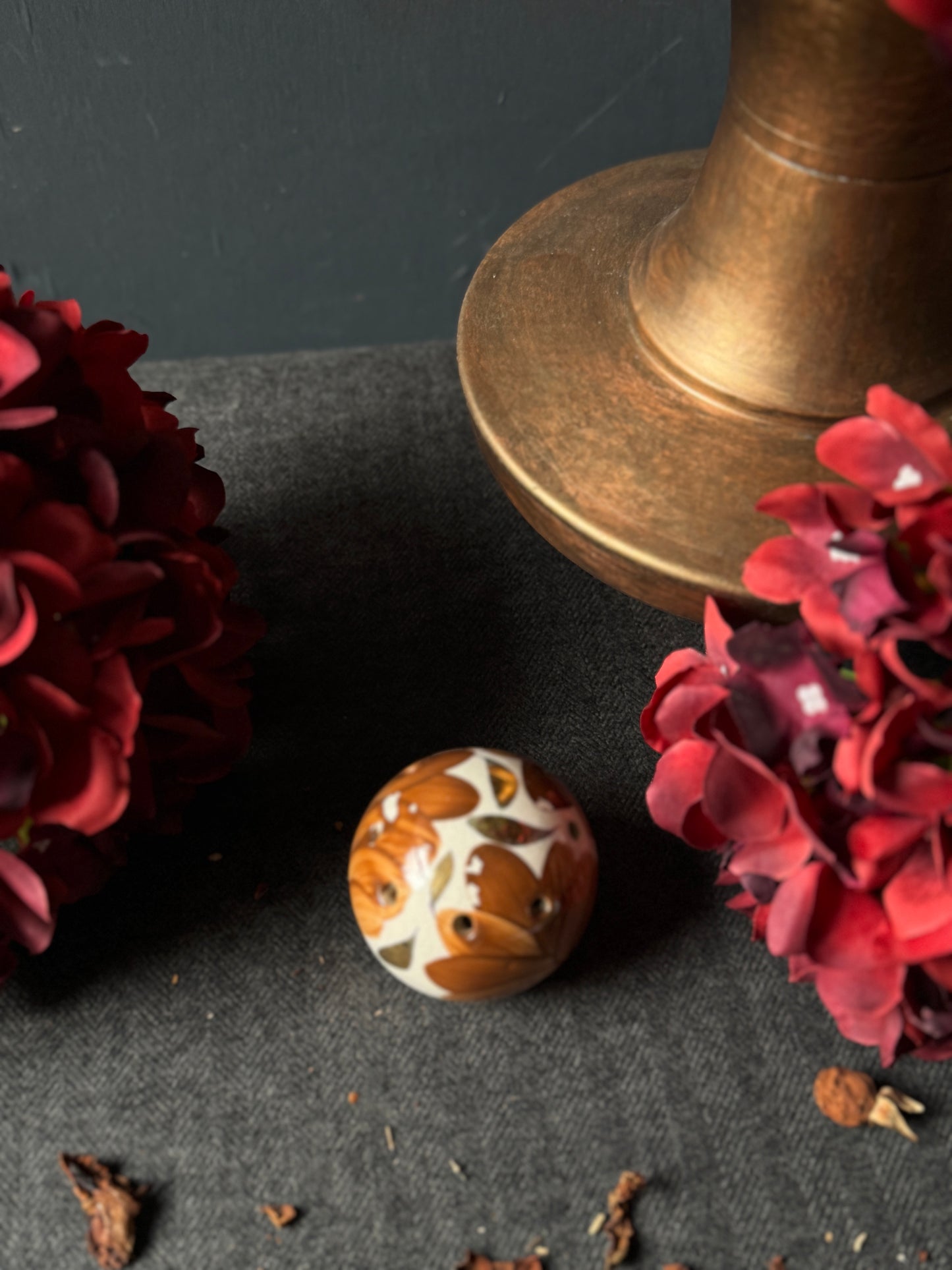 Vintage Ceramic Pomanders A Timeless Touch of Fragrance & Charm