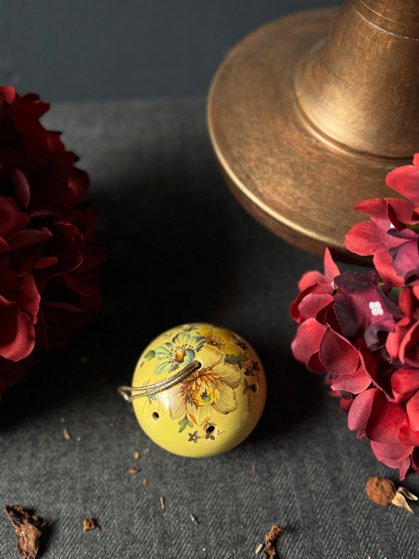 Vintage Ceramic Pomanders A Timeless Touch of Fragrance & Charm