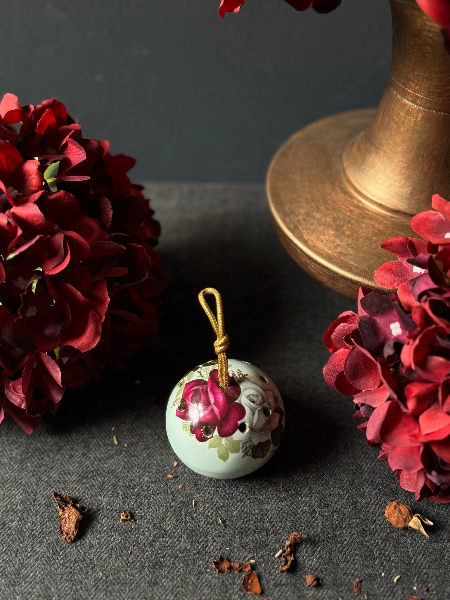 Vintage Ceramic Pomanders A Timeless Touch of Fragrance & Charm