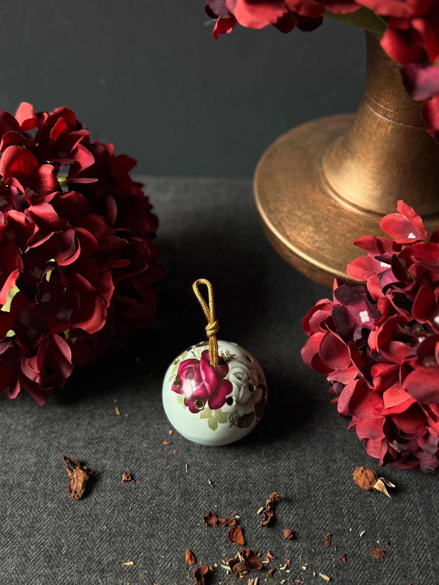 Vintage Ceramic Pomanders A Timeless Touch of Fragrance & Charm