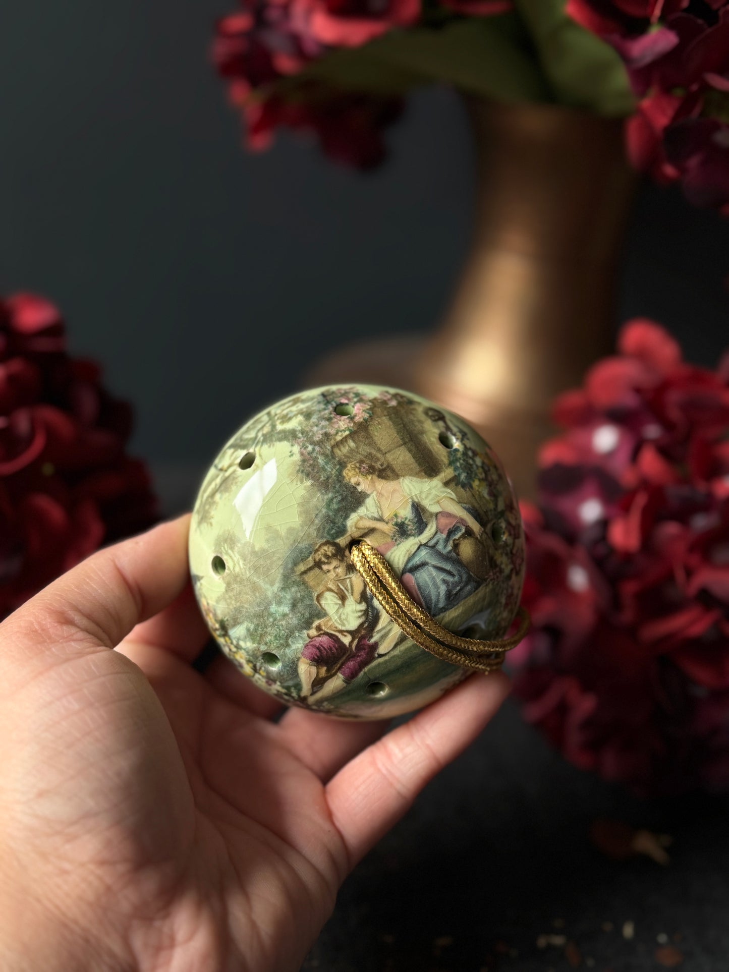 Vintage Ceramic Pomanders A Timeless Touch of Fragrance & Charm