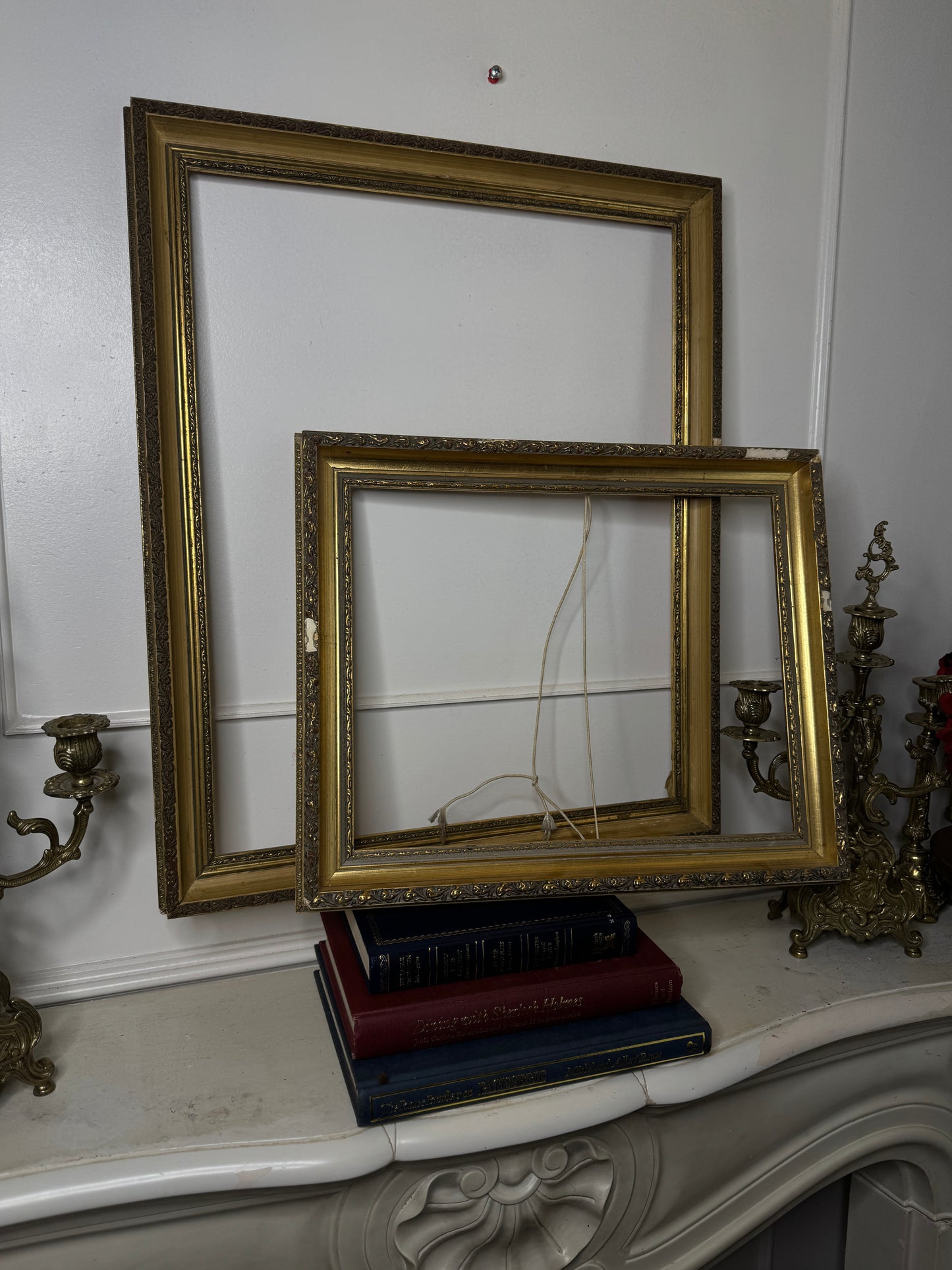 Antibes Vintage Ornate Gold Frame - Medium & Large