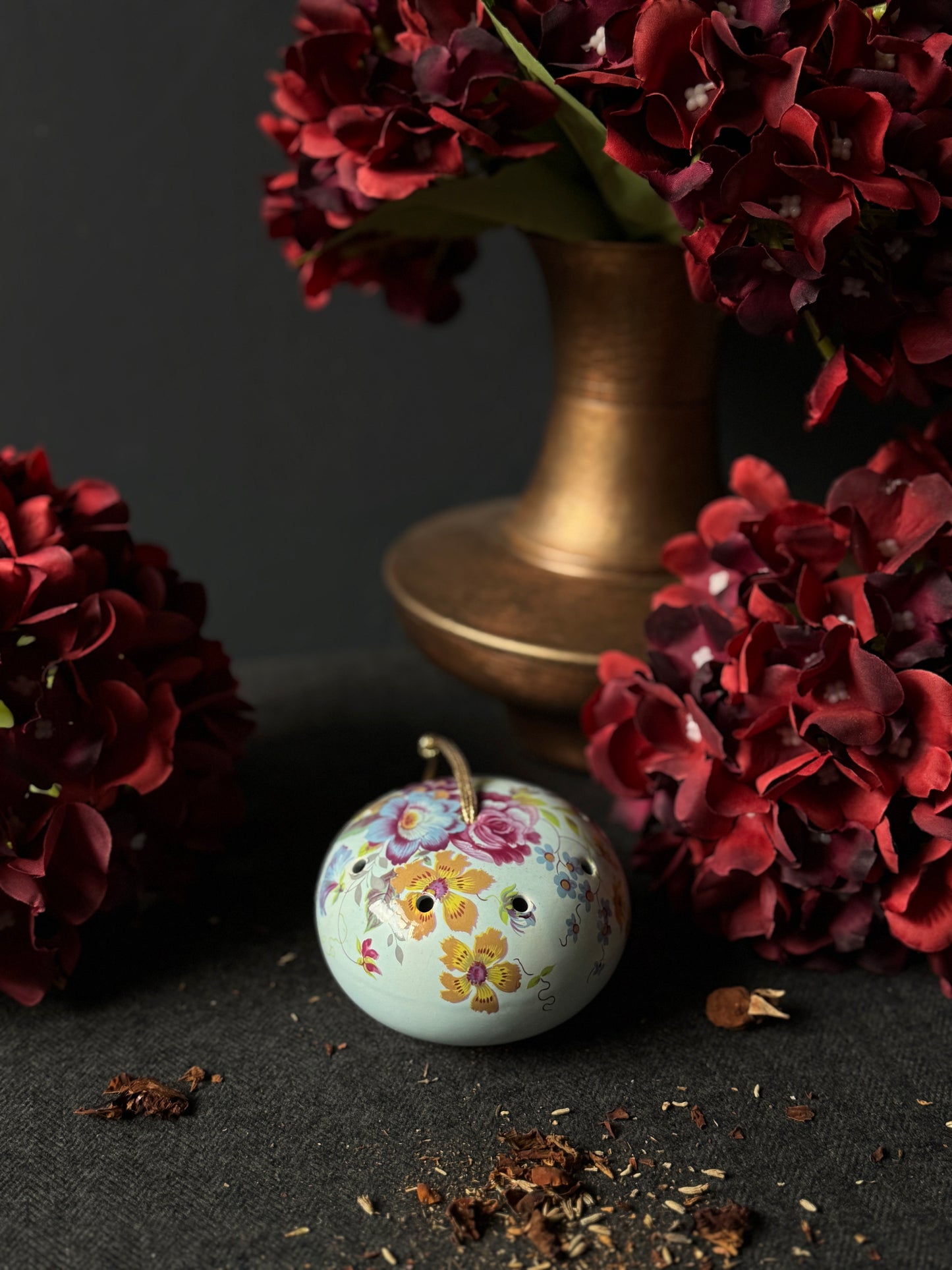 Vintage Ceramic Pomanders A Timeless Touch of Fragrance & Charm