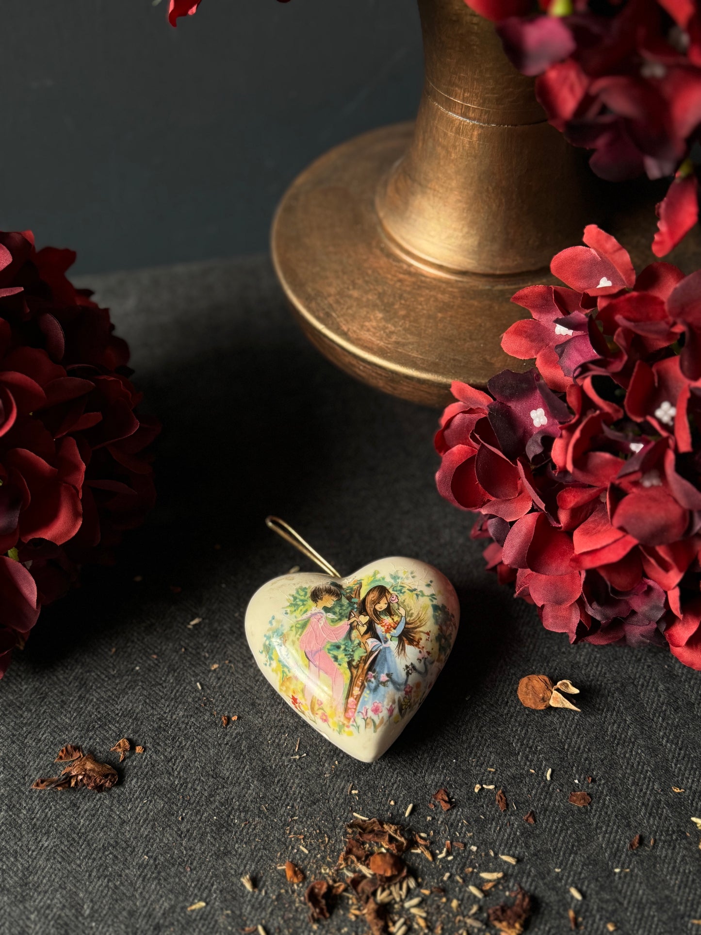 Vintage Ceramic Pomanders A Timeless Touch of Fragrance & Charm