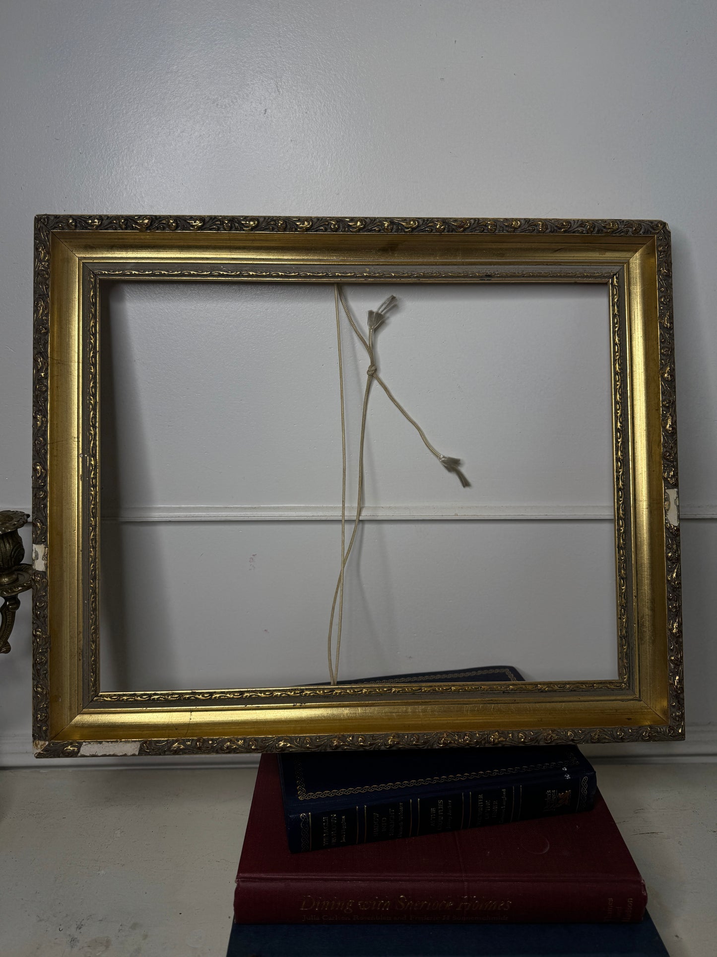 Antibes Vintage Ornate Gold Frame - Medium & Large