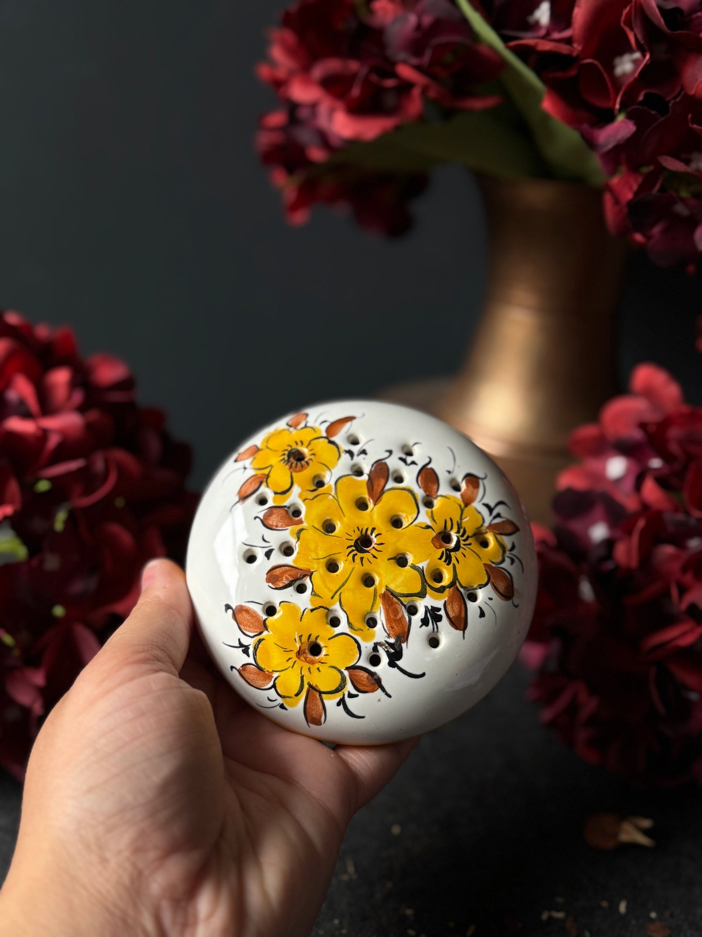 Vintage Ceramic Pomanders A Timeless Touch of Fragrance & Charm