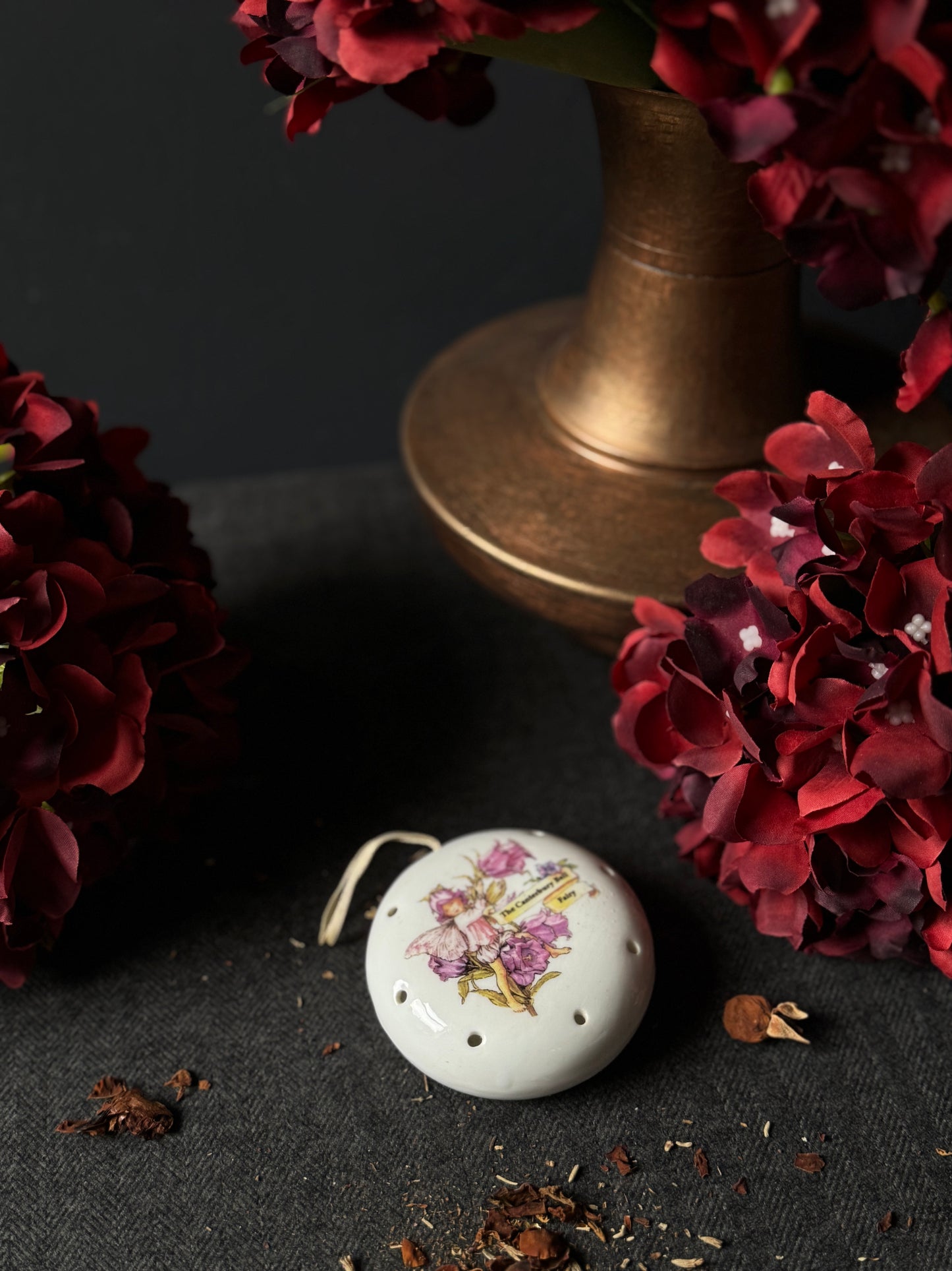 Vintage Ceramic Pomanders A Timeless Touch of Fragrance & Charm