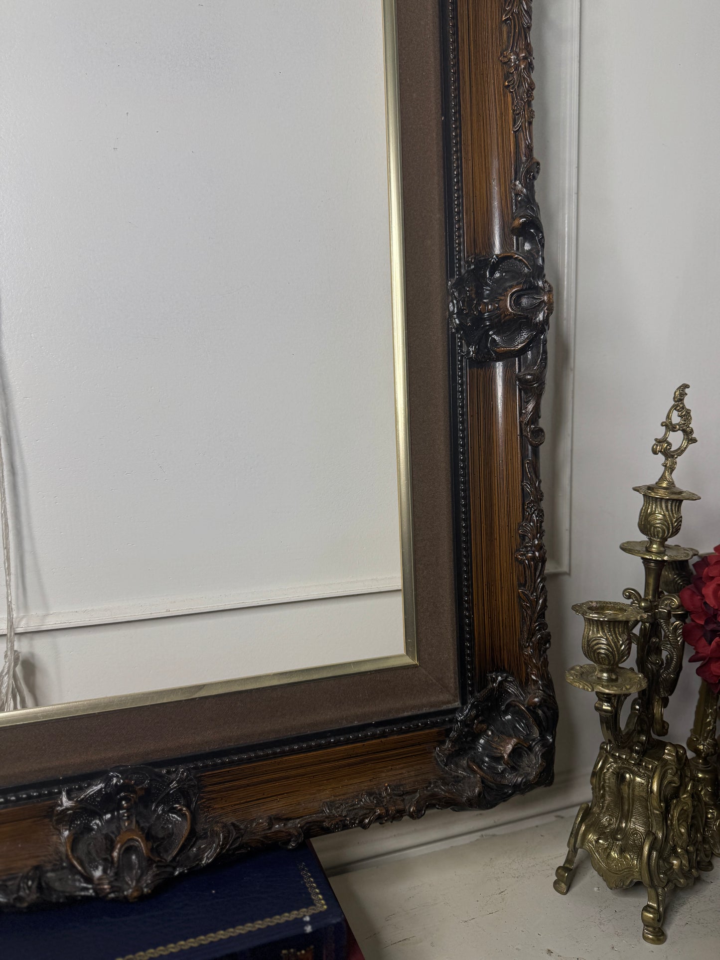 Heidelberg- Ornate Carved Wooden Louis Frame
