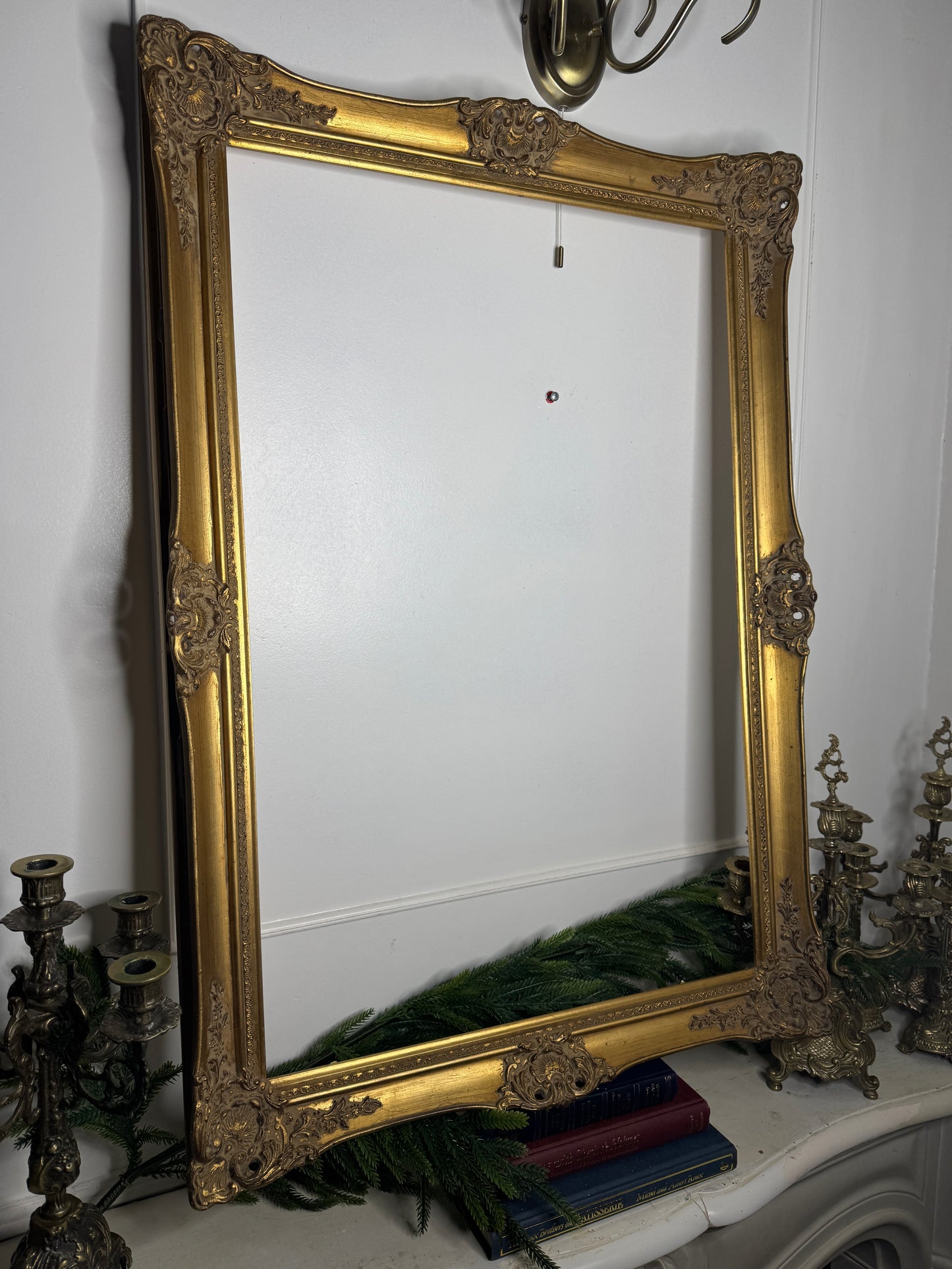 Large Antique Gold Baroque Frame: Ornate Gilt Wall Decor ( 90 x 62 cm)