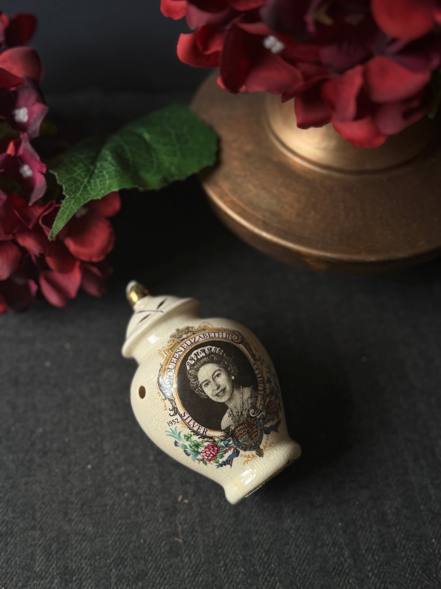 Vintage Ceramic Pomanders A Timeless Touch of Fragrance & Charm