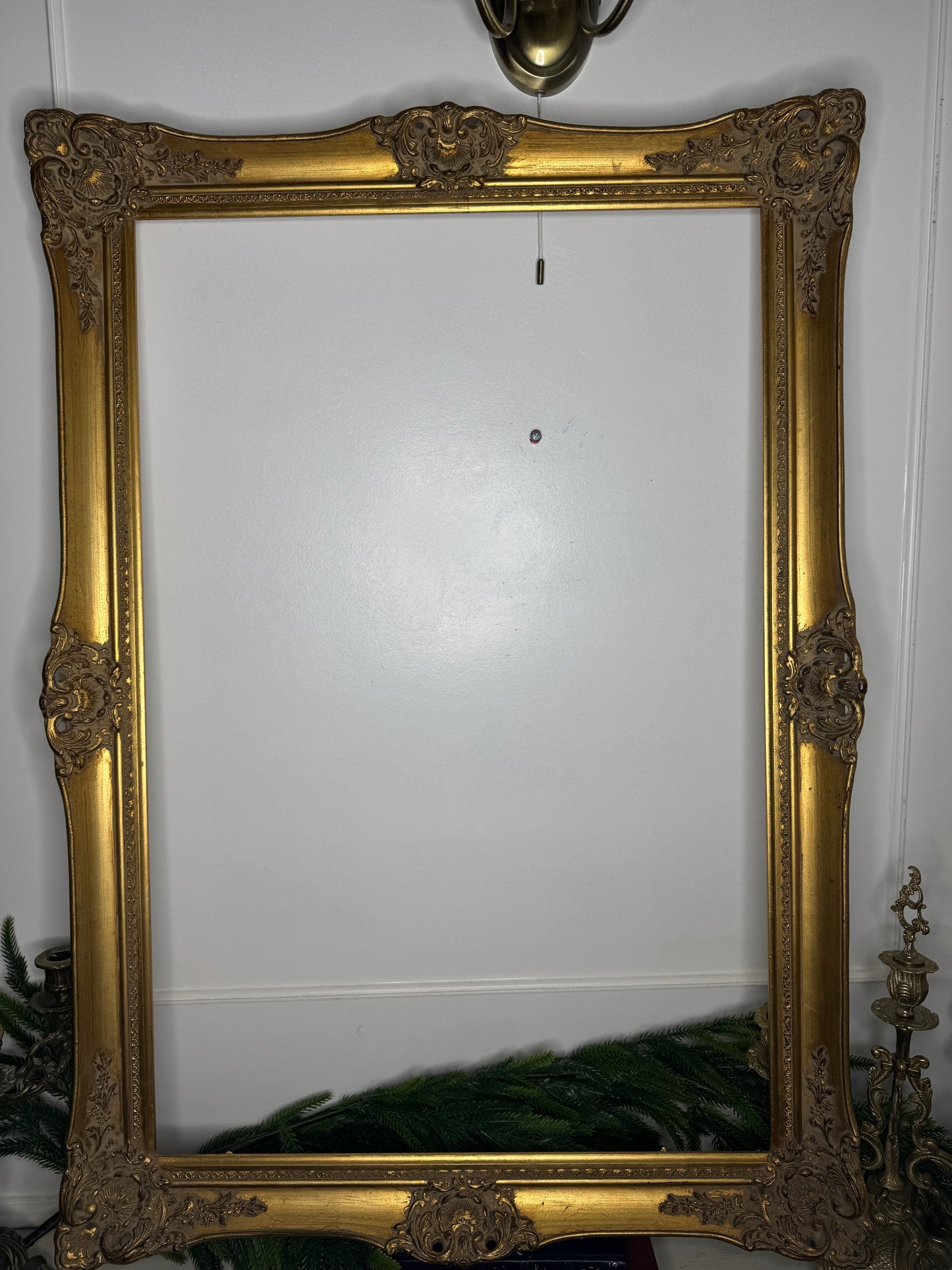 Large Antique Gold Baroque Frame: Ornate Gilt Wall Decor ( 90 x 62 cm)