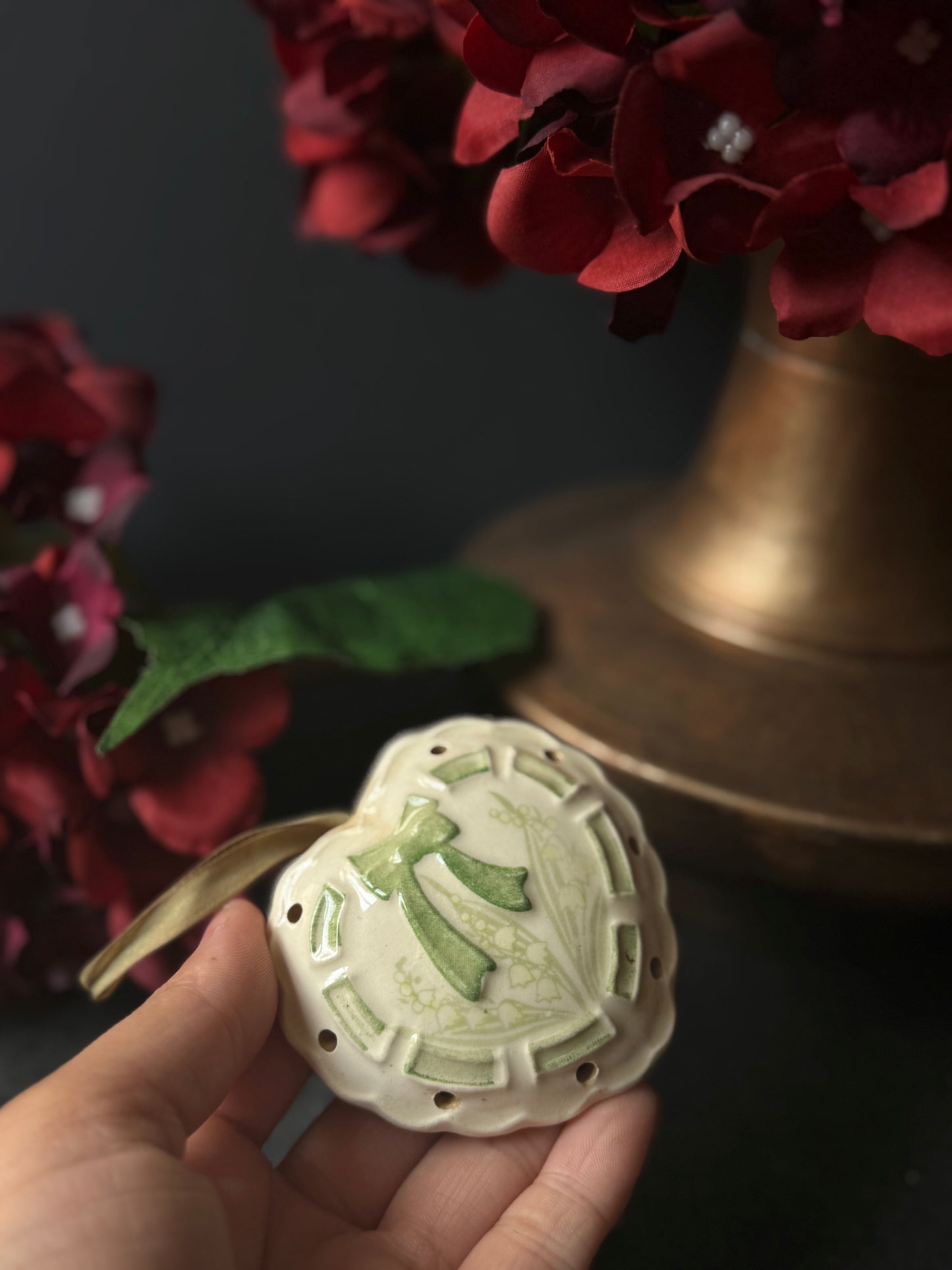Vintage Ceramic Pomanders A Timeless Touch of Fragrance & Charm