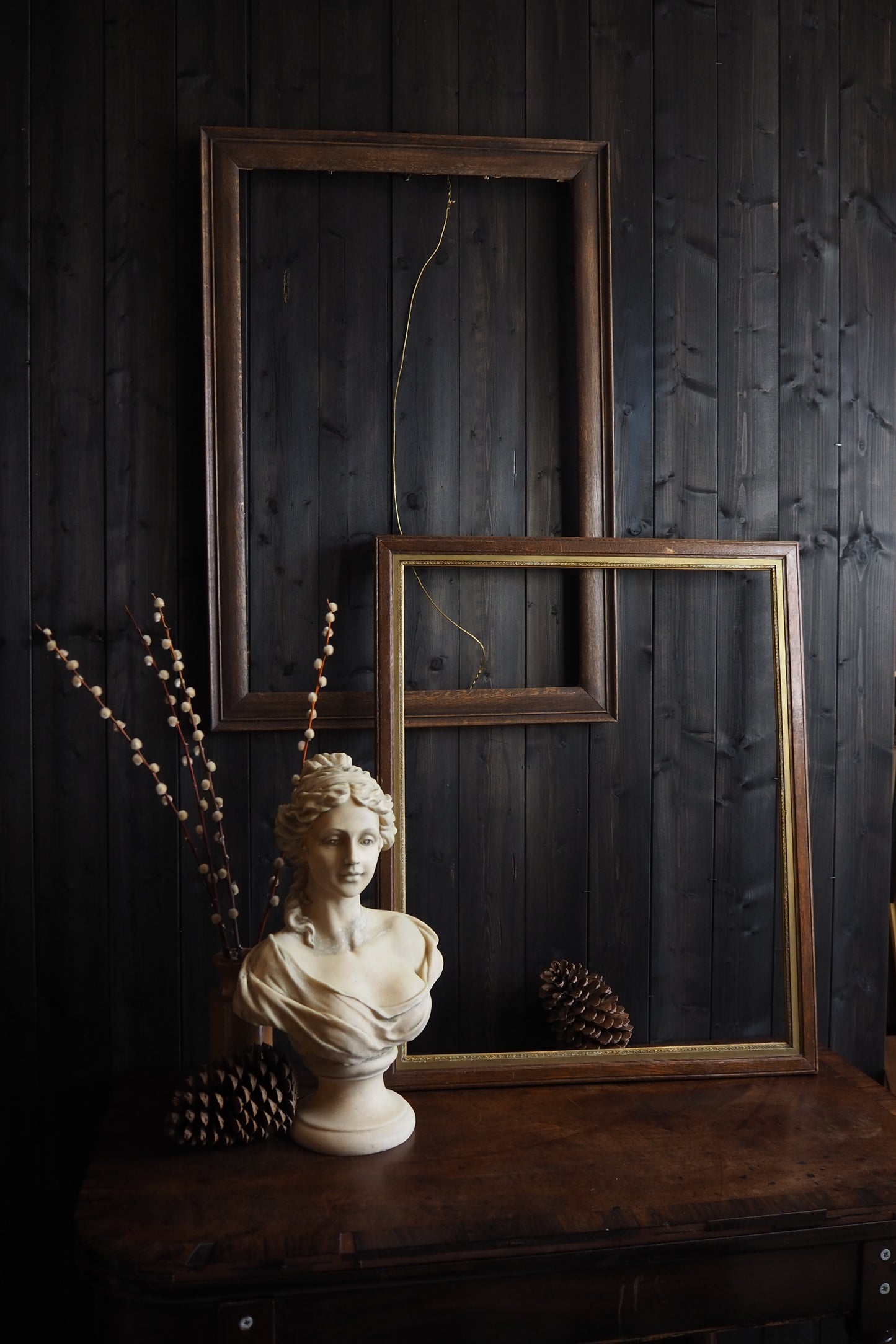 The Velora- Walnut Edge Large Frame Rustic Frame