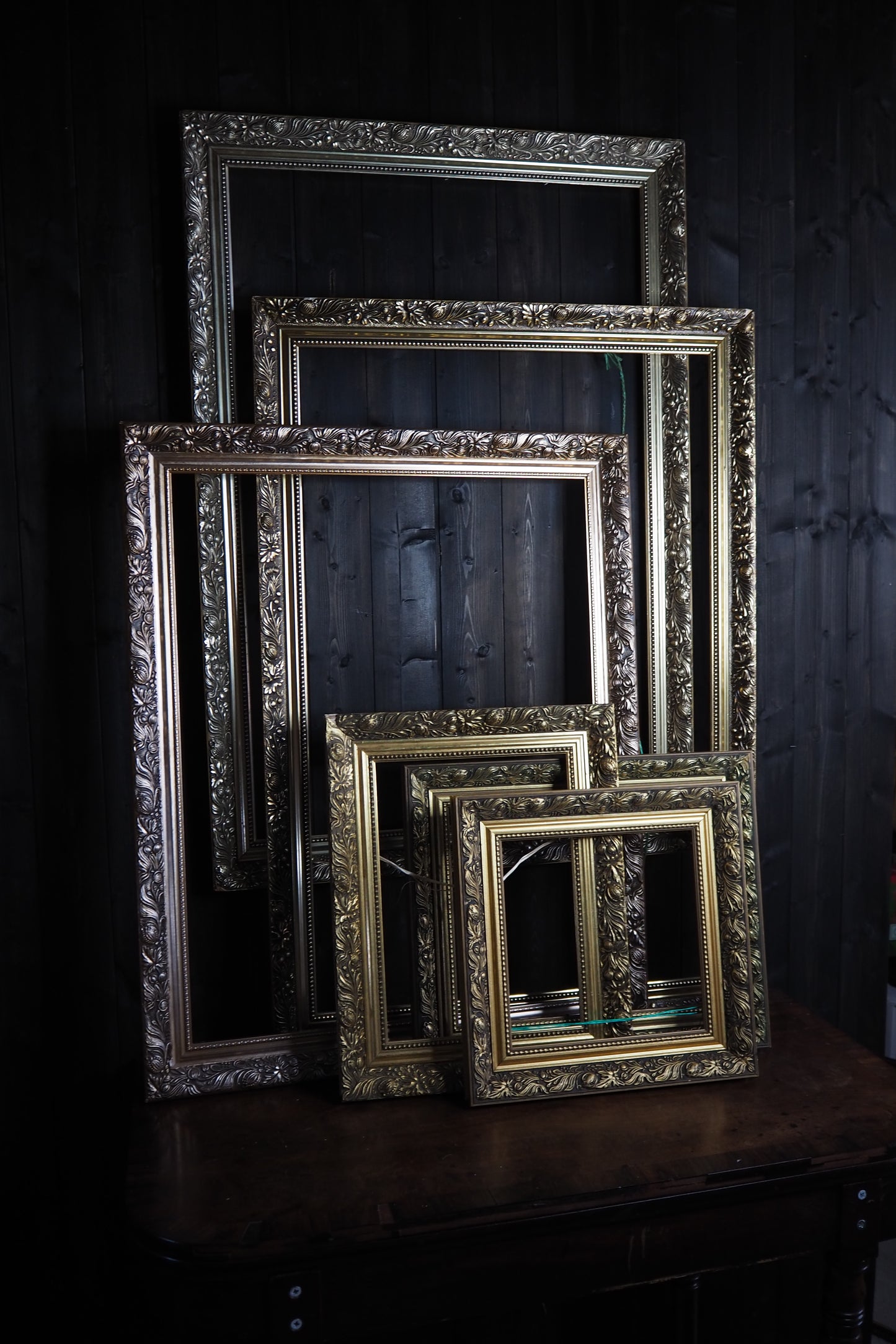 The Belvoir – Antique & Vintage Gold Ornate Large Frame Collection