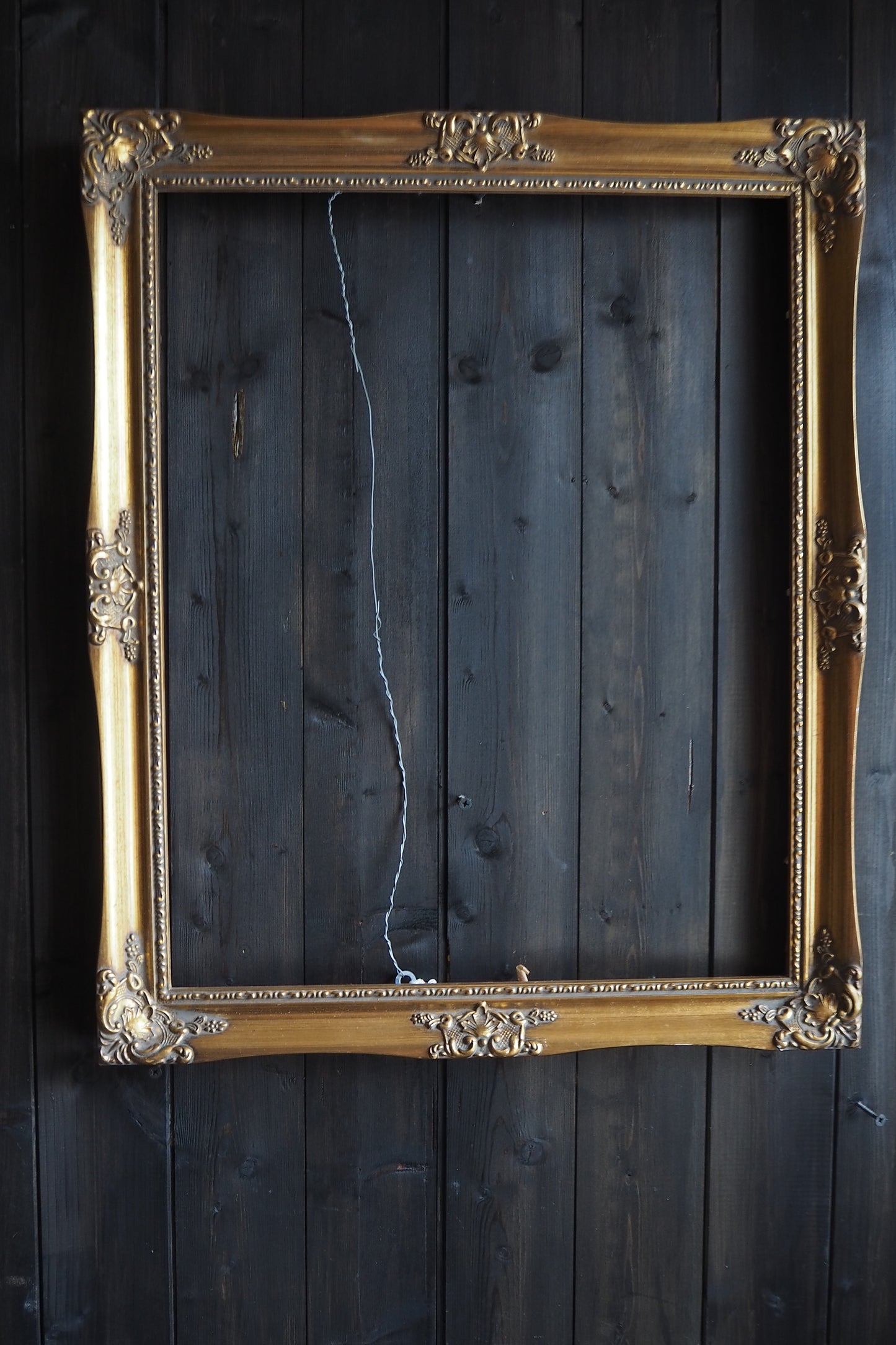 The Hambleden – Antique Gold Baroque Frame Gilt Frame