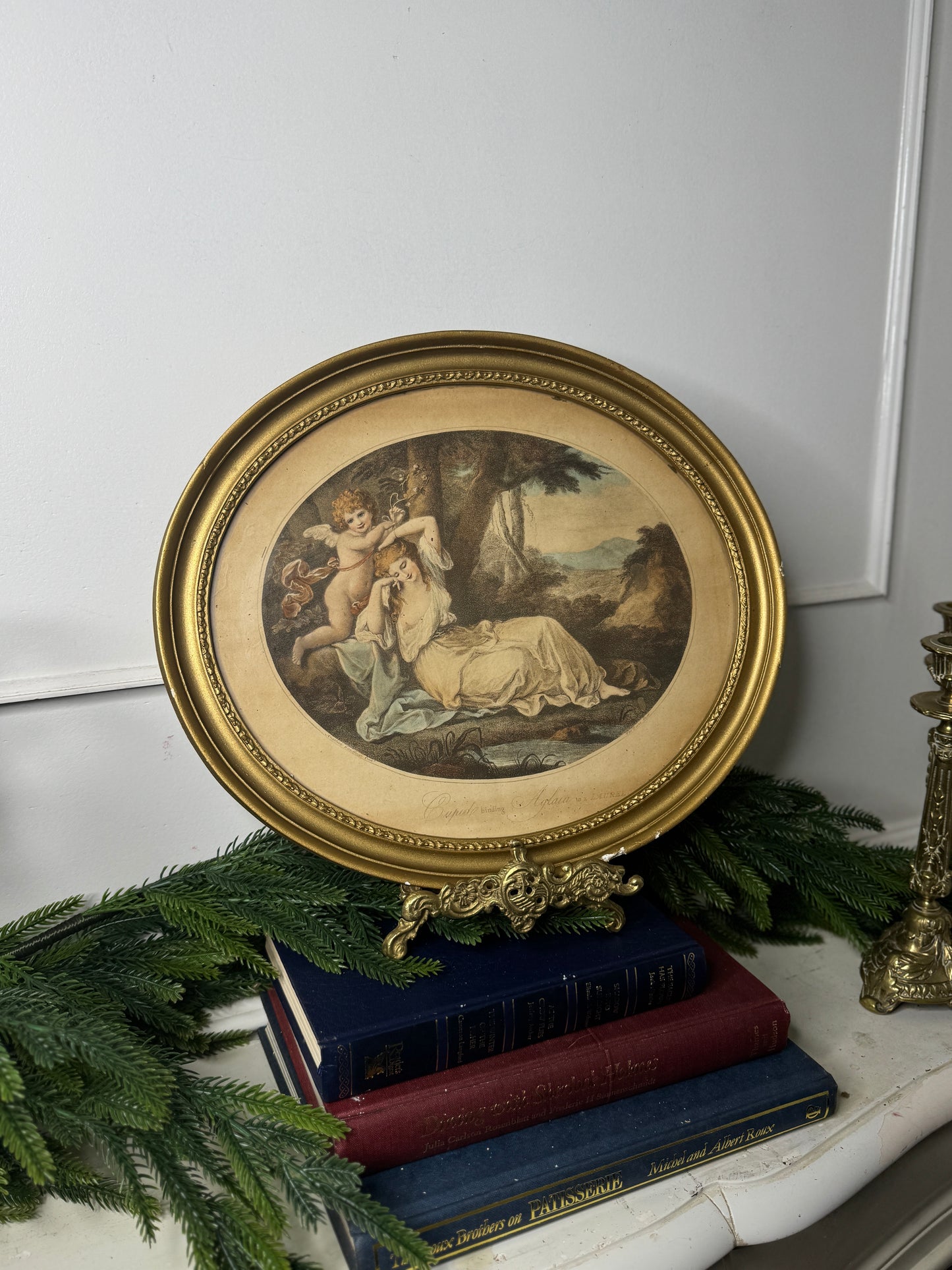 Vintage Stipple Engraving 'Cupid': Oval Giltwood Frame Wall Art