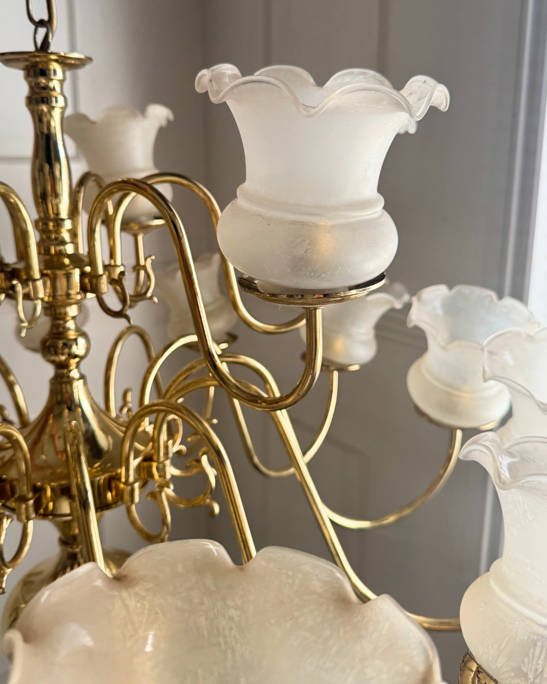 Vintage Dutch Brass Chandelier – 18 Light Baroque Style Ceiling Lighting
