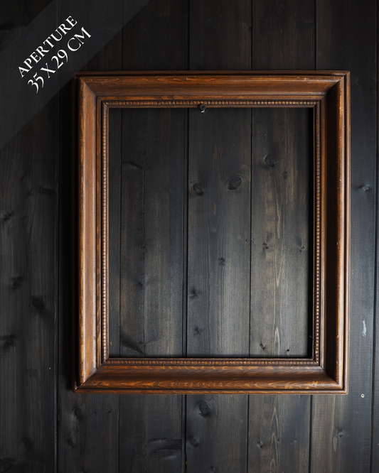 The Estoria – Stained Wooden Rustic Frame