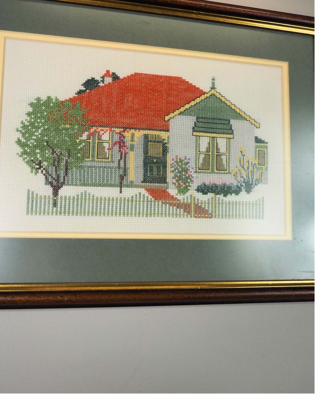 Vintage Juniper Designs Australian Cottage Cross Stitch in Wooden Frame