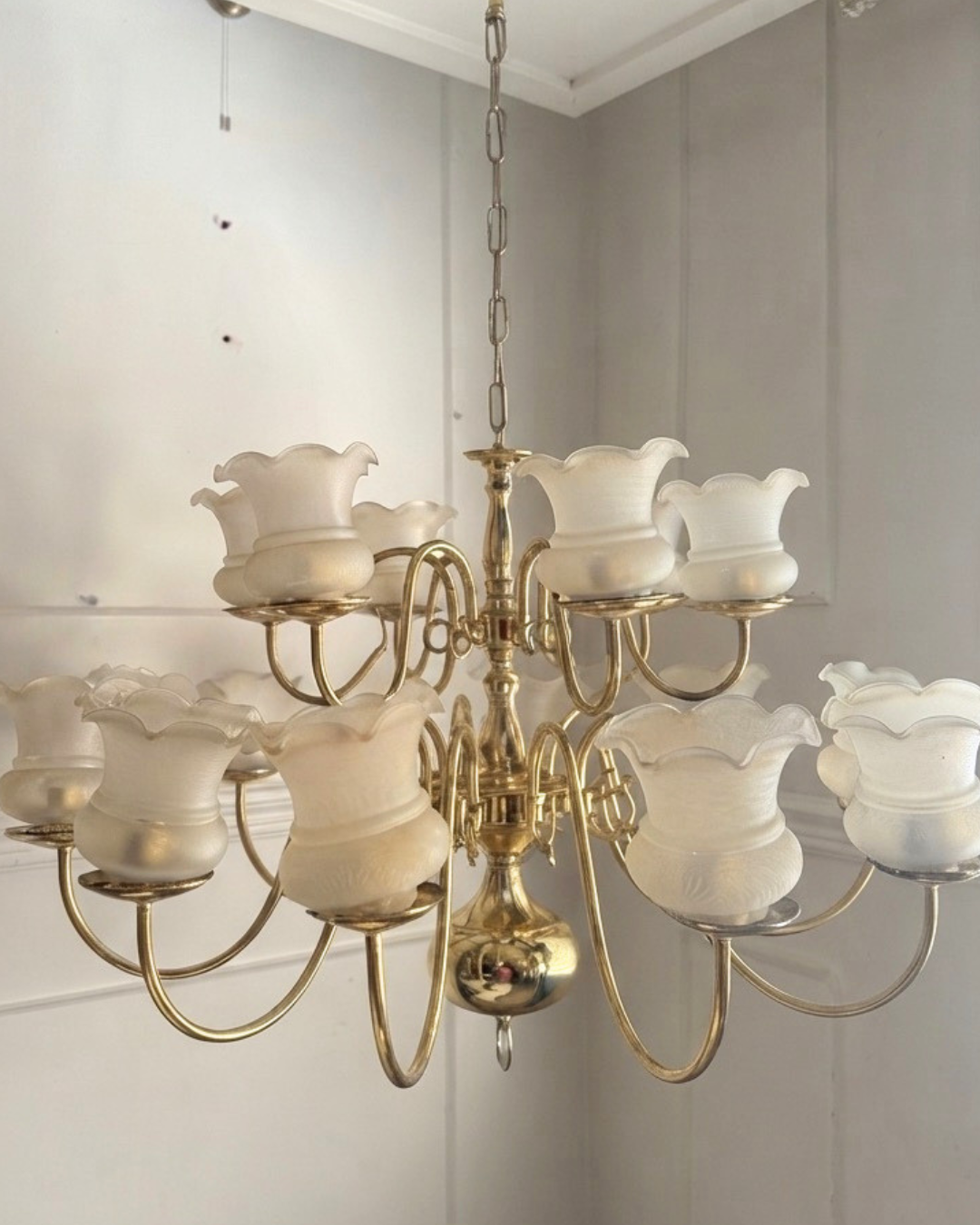 Vintage Dutch Brass Chandelier – 18 Light Baroque Style Ceiling Lighting