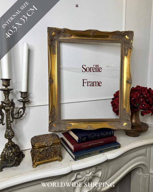 Vintage Ornate Thick Sorélle Frame Medium