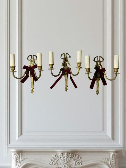 Early 20th Century Louis XVI–Style Brass Two-Arm Wall Light with Ribbon Detail