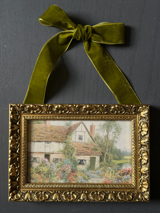 Opulent Knots – Velvet Ribbon Bows for Elegant Styling - Olive Green