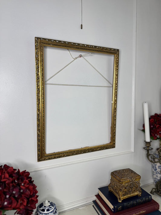 Regal Lines – Medium Double Slim Gilt Ornate Frame